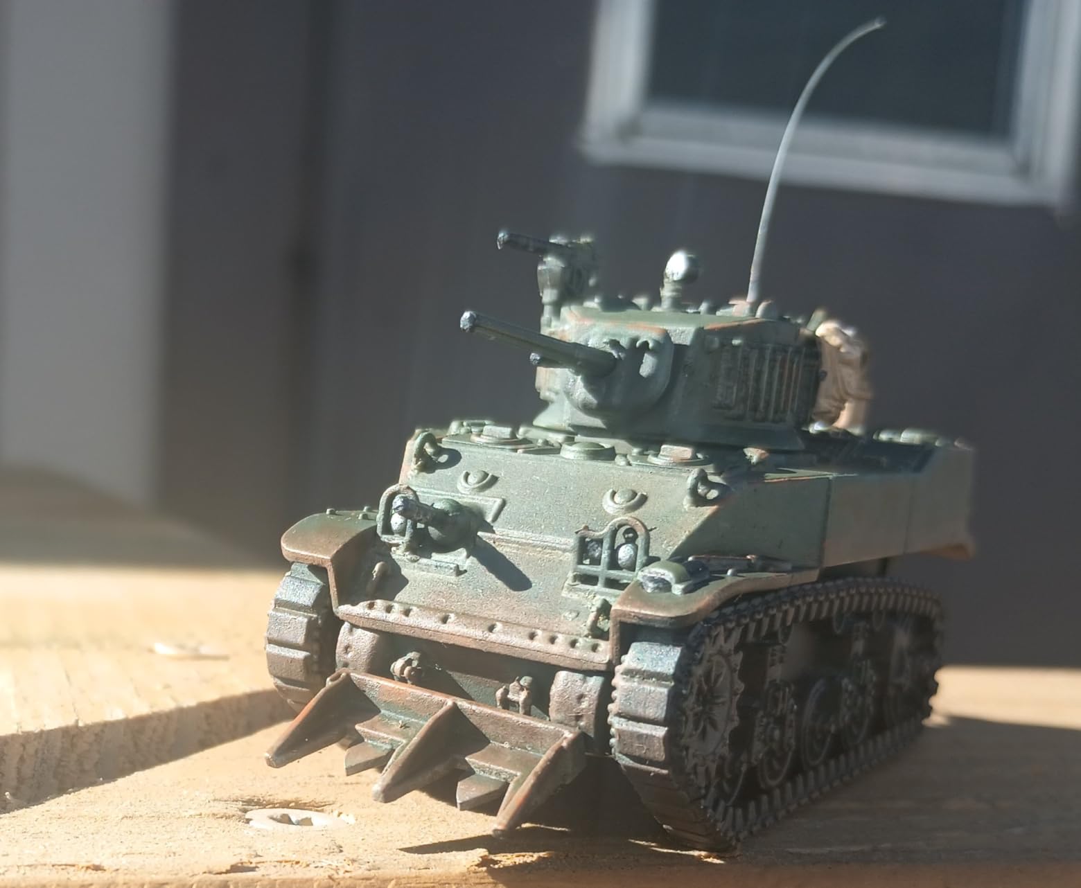 Warlord Games US Army M5 Stuart - 1:56 / 28mm Plastic Scale Model Tank for Bolt Action Highly Detailed World War 2 Miniatures customer photo 1