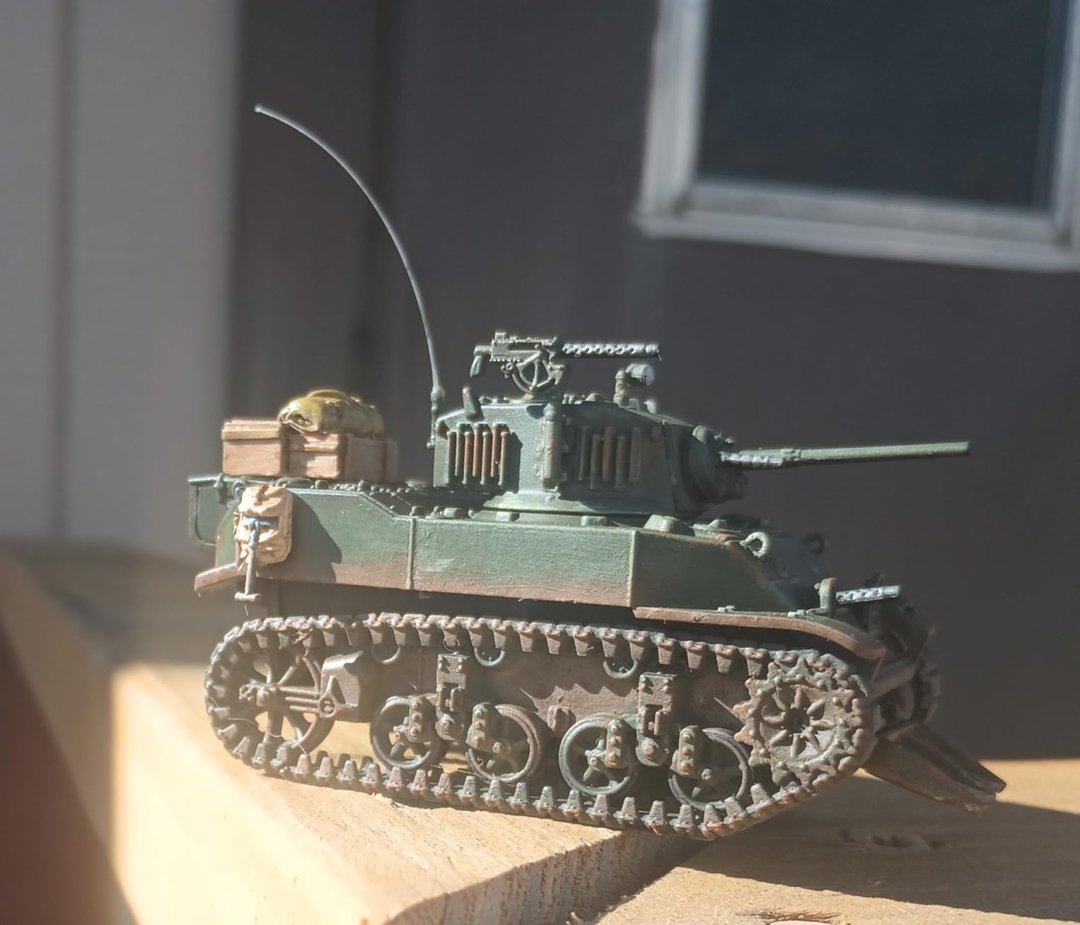 Warlord Games US Army M5 Stuart - 1:56 / 28mm Plastic Scale Model Tank for Bolt Action Highly Detailed World War 2 Miniatures customer photo 2