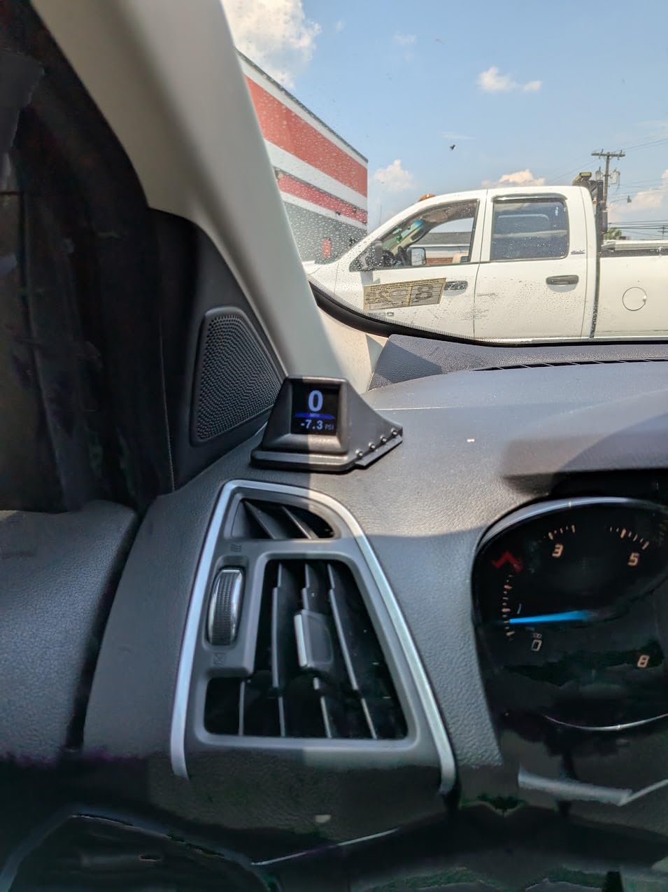 wiiyii OBD2 Gauge Display Car HUD Head Up Display,Speedometer for Car P8 customer photo 1