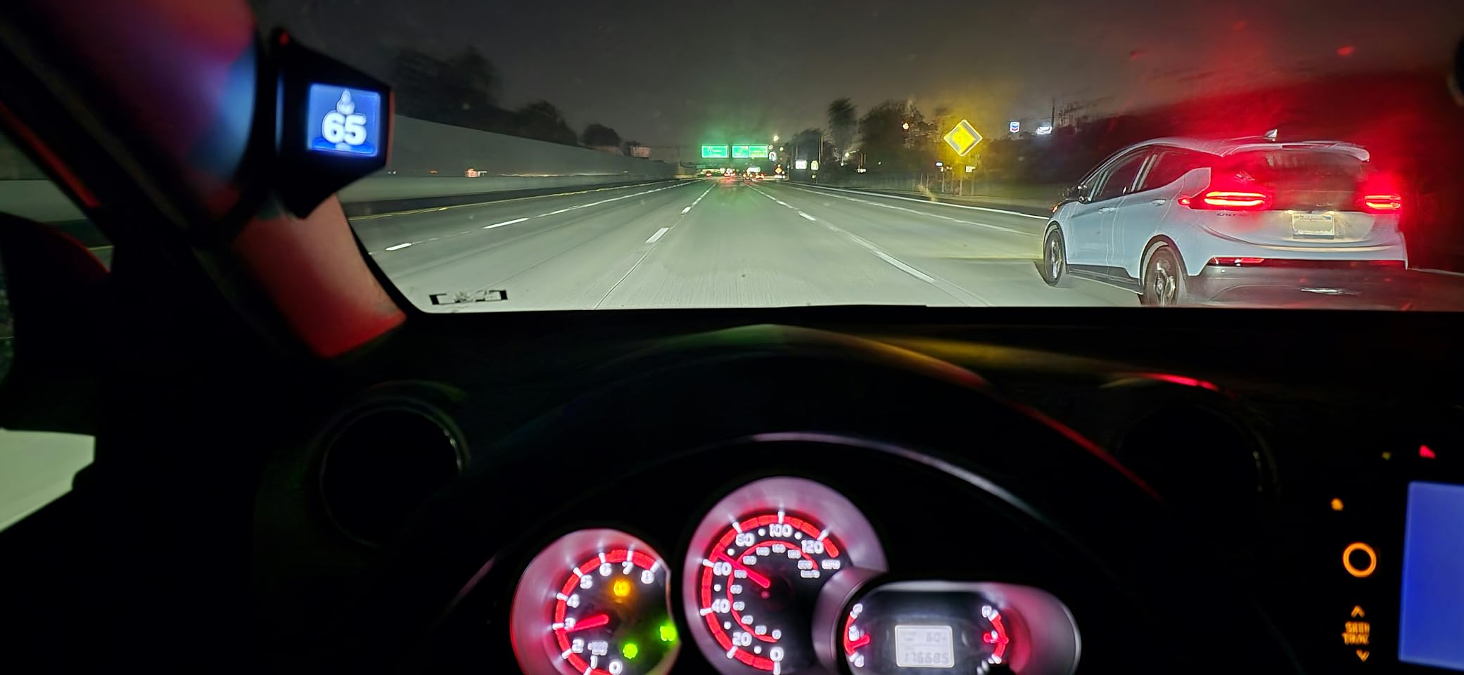 wiiyii OBD2 Gauge Display Car HUD Head Up Display,Speedometer for Car P8 customer photo 2