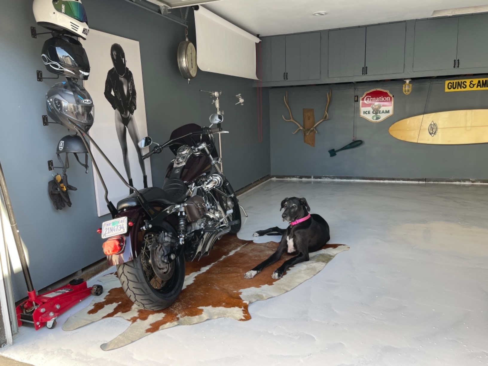 Dove Gray Epoxy Resin Coating 100% Solids, High Gloss for Garage Floors, Basements, Concrete and Wood, 3 Gallon Kit customer photo 1