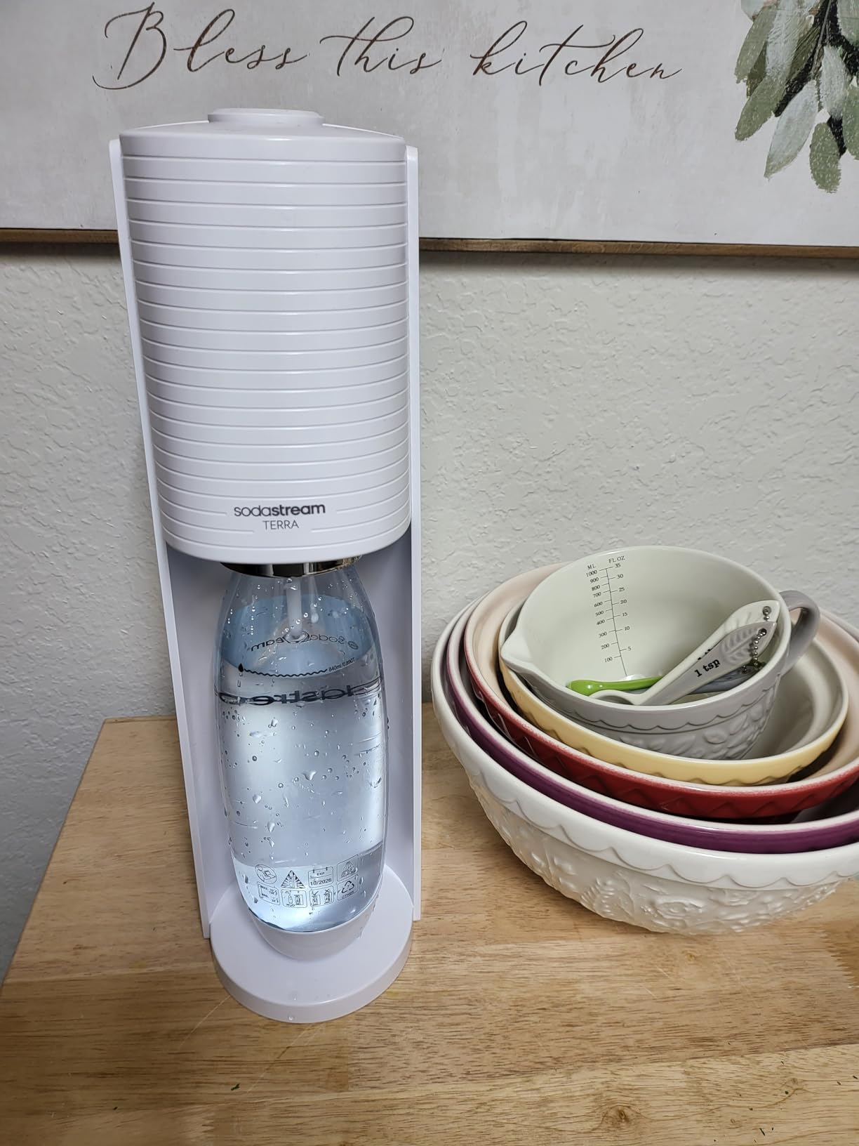 SodaStream TERRA Sparkling Water Maker, Value Bundle, CQC CO2 System, Includes 2 Quick Connect 60L CO2 Cylinders, 3 Dishwasher Safe BPA Free Bottles, 2 bubly Flavor Drops, Make your own Pepsi, Black customer photo 2