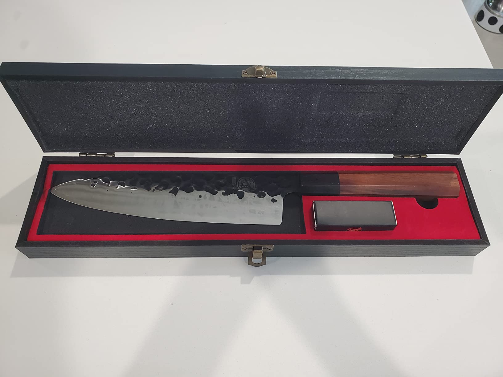MITSUMOTO SAKARI 8-Inch Japanese Gyuto Chef Knife, 3-Layer 9Cr18MoV San-Mai High Carbon Stainless Steel customer photo 1