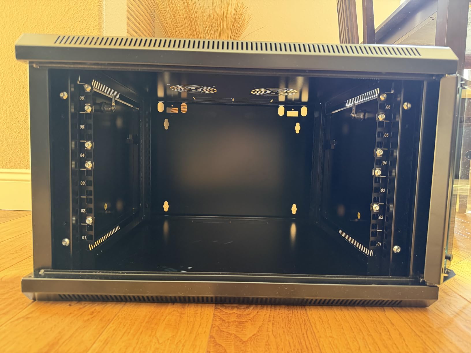 12U Wall Mount Home Lab Server Rack – 19