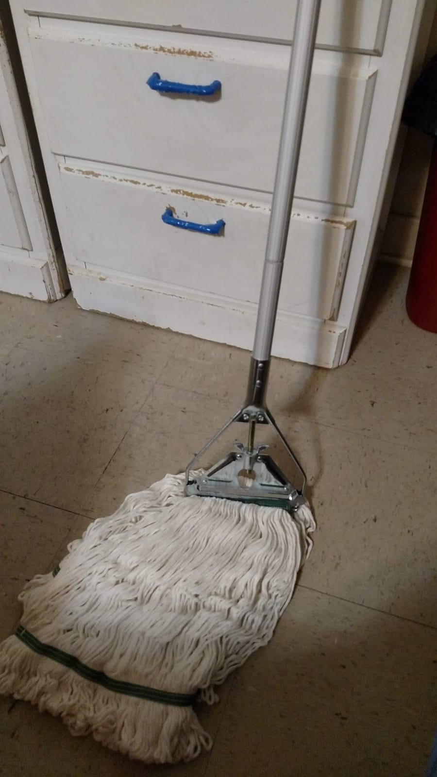 OFO Loop-End String Mop with Extra Head Replacement - Heavy Duty Commercial Industrial Grade Mop, 59Inch Handle for Floor Cleaning Home, Kitchen, Garage, Office and Wooden/Tile Floor customer photo 2