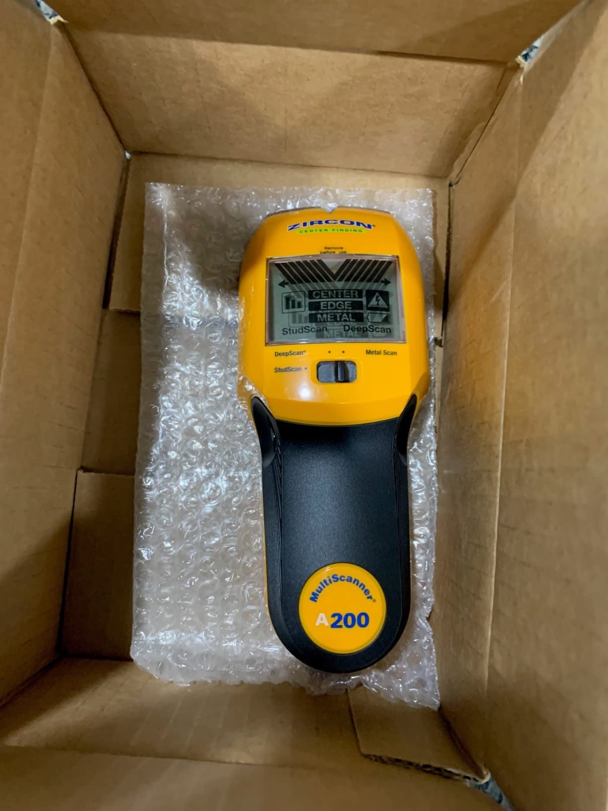 Zircon MultiScanner A200 Stud Finder with Metal & Live Wire Detection | Find wood and metal studs, detect metal objects and live AC wires before drilling with visual SpotLite guidance customer photo 1