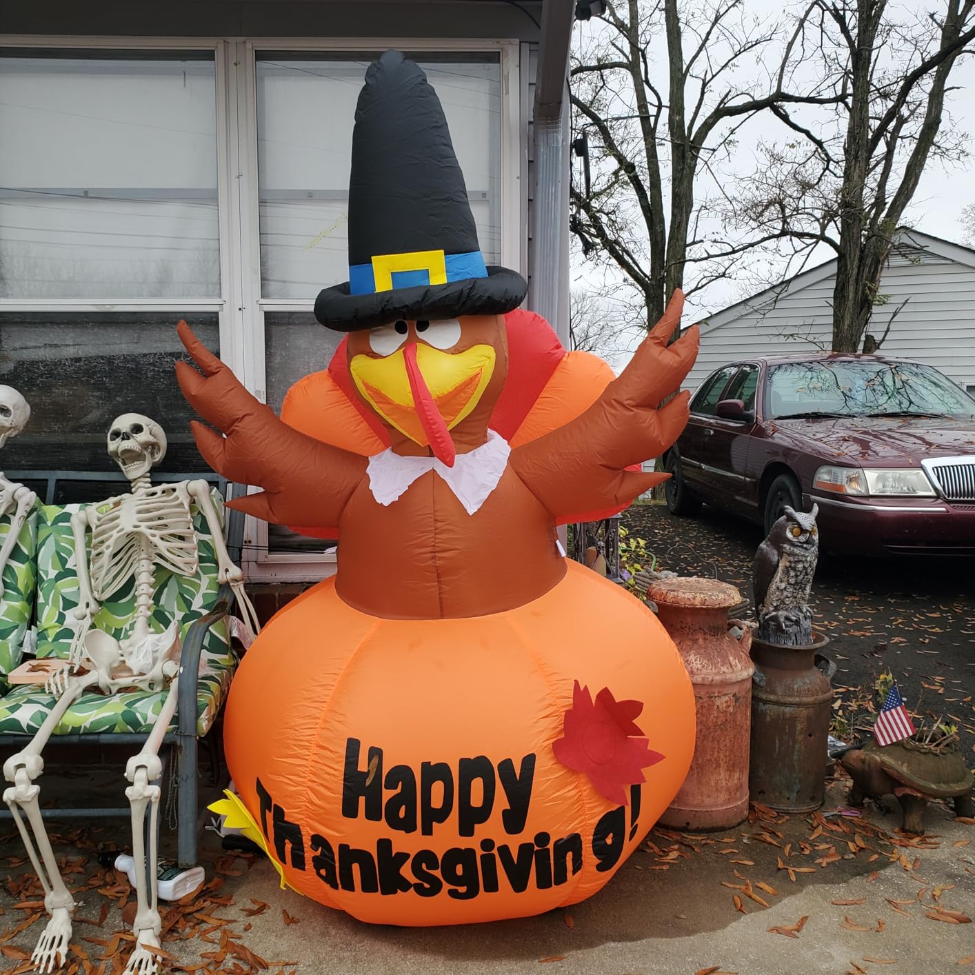 GOOSH 6 Ft Thanksgiving Inflatables Outdoor Decoration Turkey Blow Up Yard with Pumpkin Built-in LEDs for Indoor Garden Lawn Party Decor customer photo 1