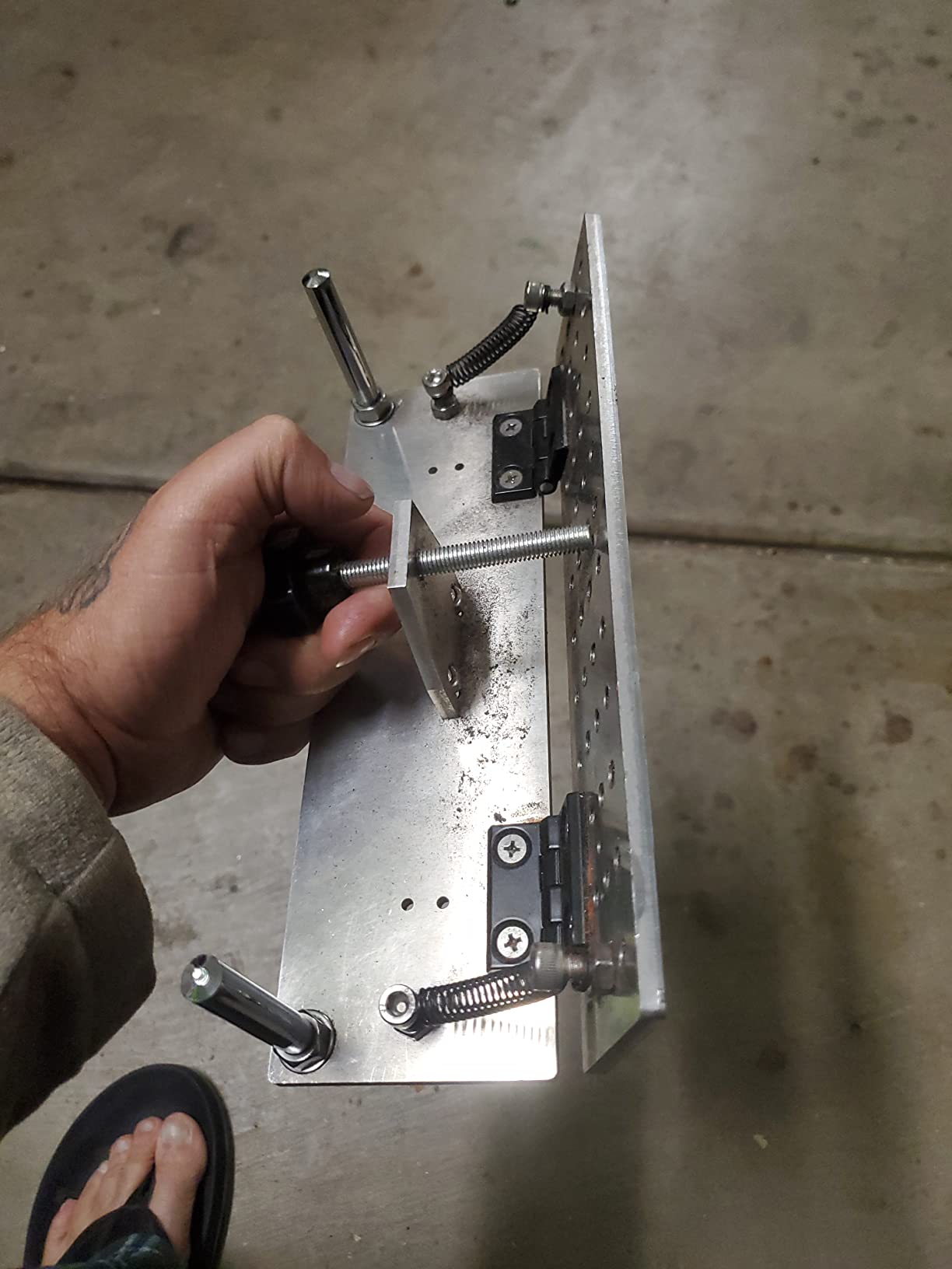 Belt Grinder Knife Jig Manual Sharpener Holder Fixed Angle Jig customer photo 1