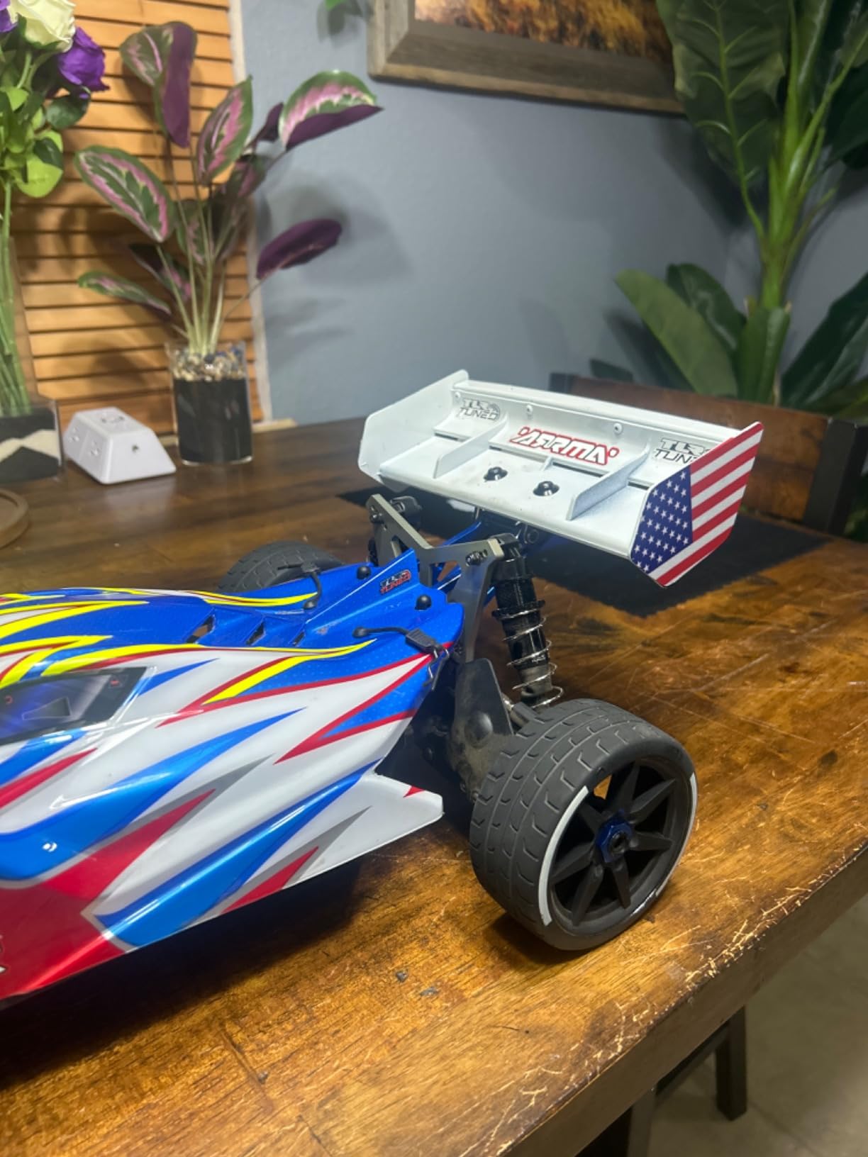 Aluminum Wing Mount Upgrades - Compatible with Typhon, Outcast, Kraton, Notorious, Talion - Red customer photo 1
