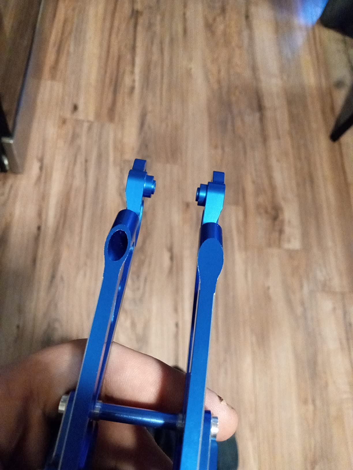 Aluminum Wing Mount Upgrades - Compatible with Typhon, Outcast, Kraton, Notorious, Talion - Red customer photo 2