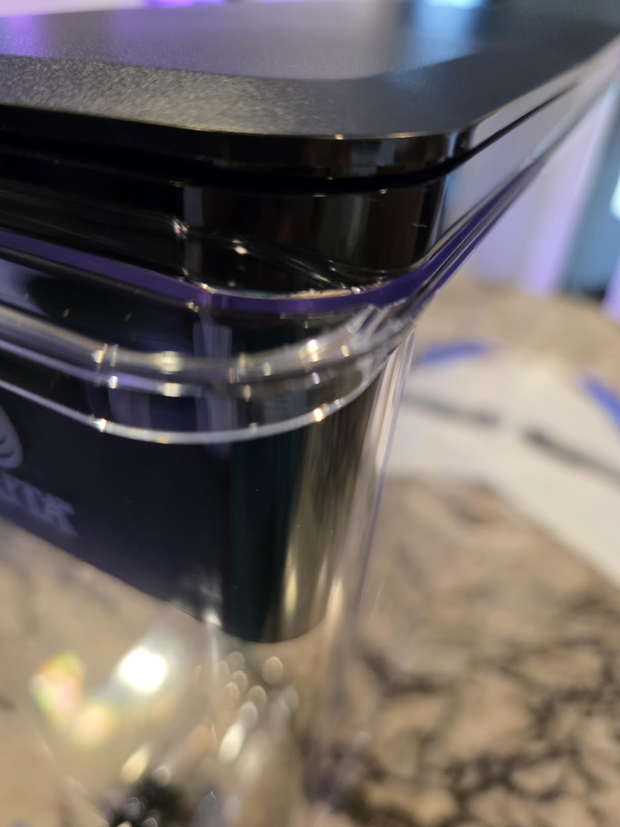 Brita X-Large 27 Cup Water Dispenser, Includes 1 Filter, Black | WQA and NSF/ANSI Certified, Reduces Chlorine, Copper, Mercury & Cadmium, Lasts 2 Months customer photo 1