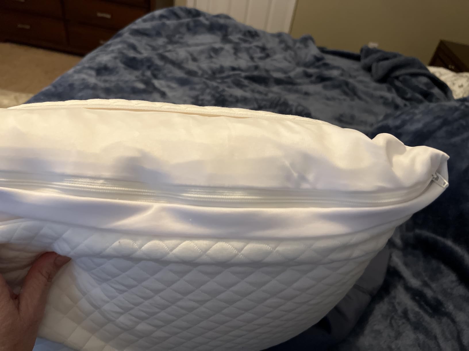 DreamyBlue Signature Adjustable Shredded Memory Foam Pillow Queen | CertiPUR-US Certified | Bamboo Rayon Cover | Side Back Stomach Sleepers | Washable | Neutral Spinal Alignment customer photo 1