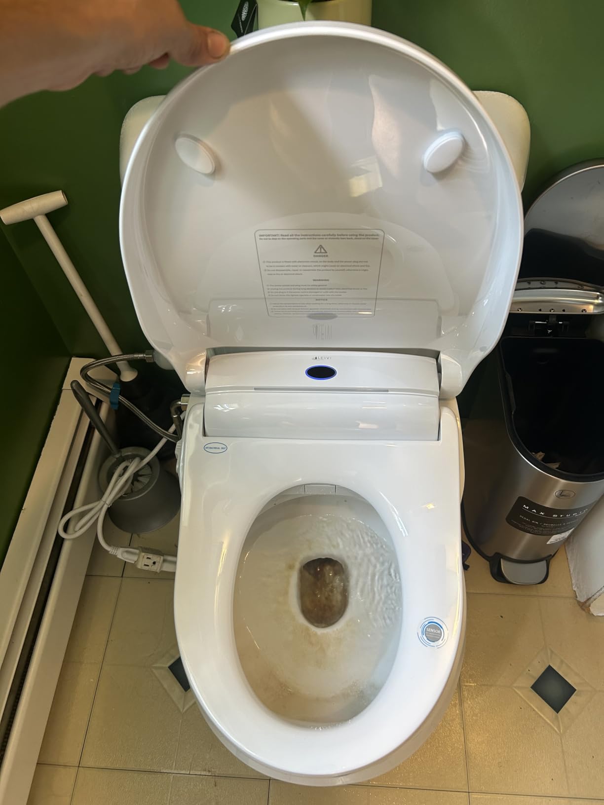 LEIVI Electric Bidet Toilet Seat with Wireless Remote and Side Panel, Multiple Spray Modes, Adjustable Heated Seat, Warm Water and Air Dryer, Auto LED Nightlight, Elongated customer photo 2