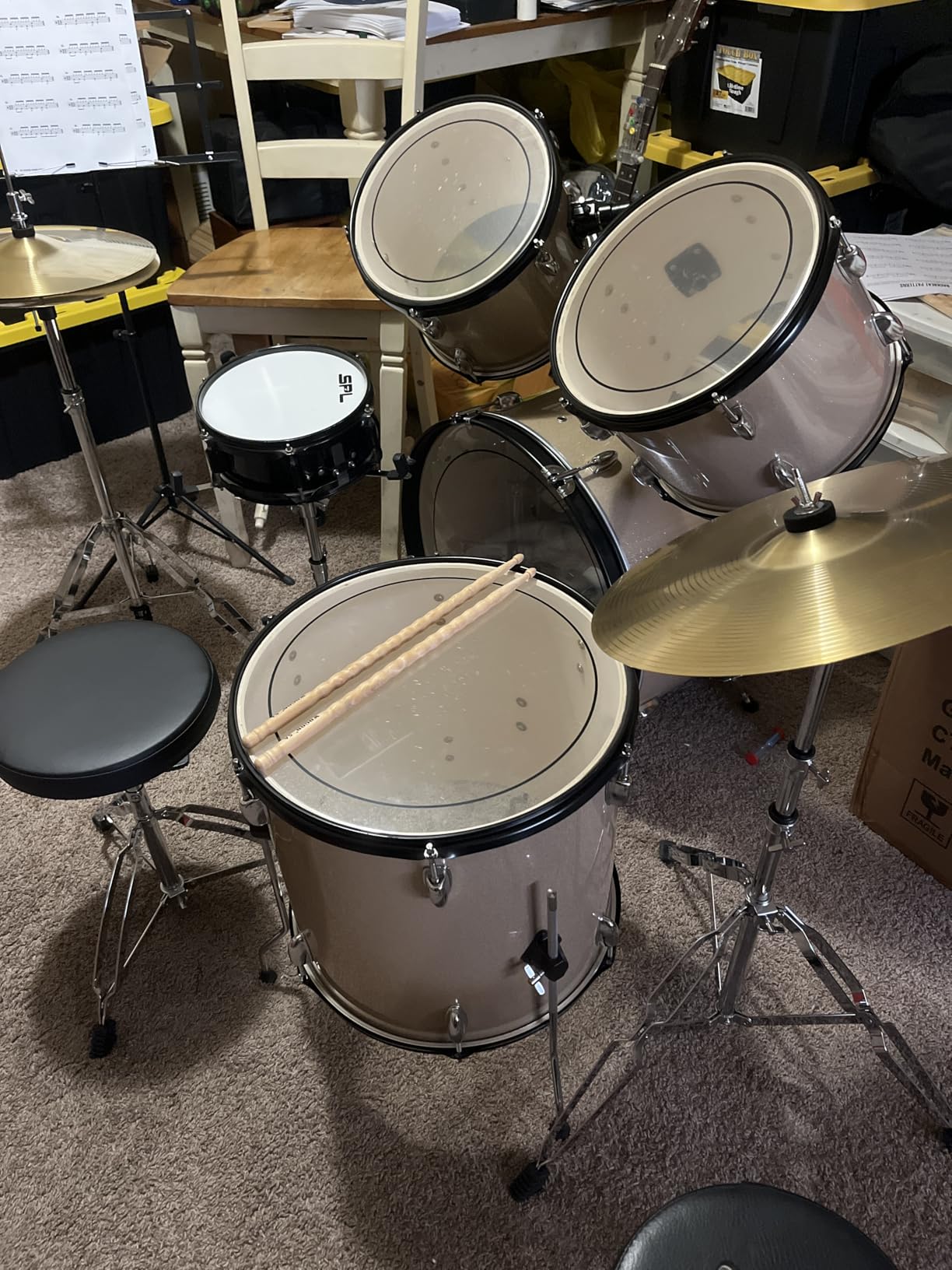 Ktaxon 22 Inch Drum Set Adult, 5-Piece Full Size Poplar Drumset, Black | Drums kit with Cymbal Stands, Hi-hat Stand, Drum Sticks, Bass Pedal, Stool, and All Accessories For Beginner Teens Student customer photo 1