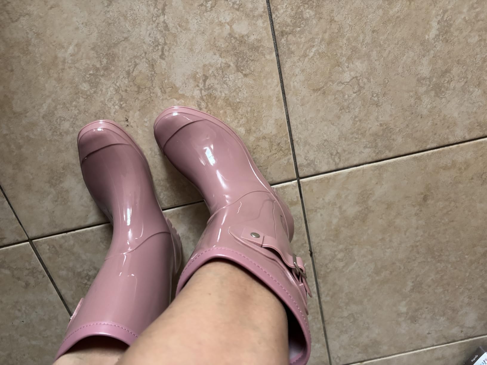 Women's Mid Calf Rain Boots Waterproof Fashion Garden Shoes Anti-slipping Rainboots customer photo 1