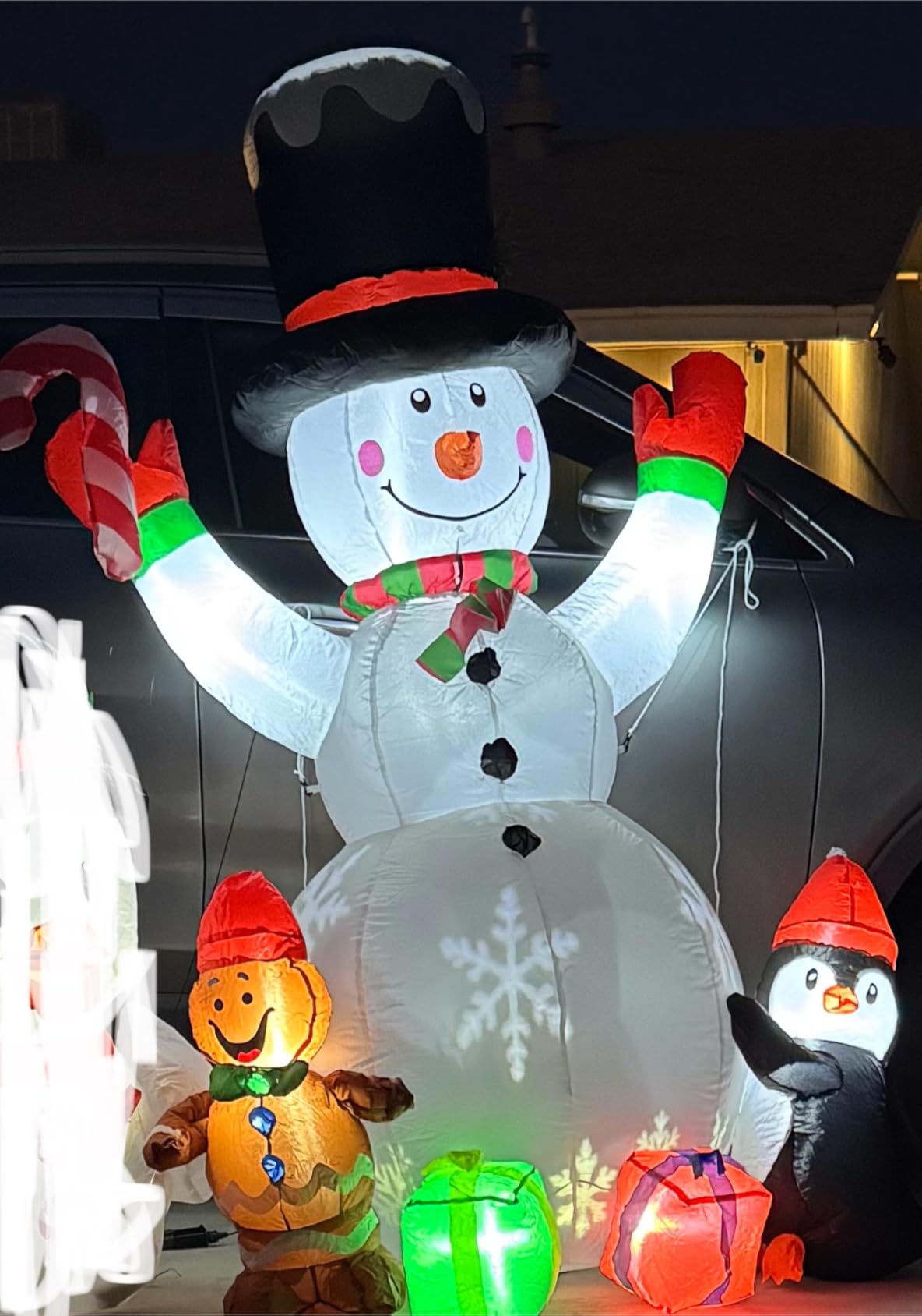 Christmas Decorations, Inflatable Snowman Christmas Yard Decoration - 6ft Built in Colorful Rotating LED Lights Blow Up Outdoor Yard Decorations for Holiday/Party/Lawn/Garden, Ultimate Unicorn customer photo 2