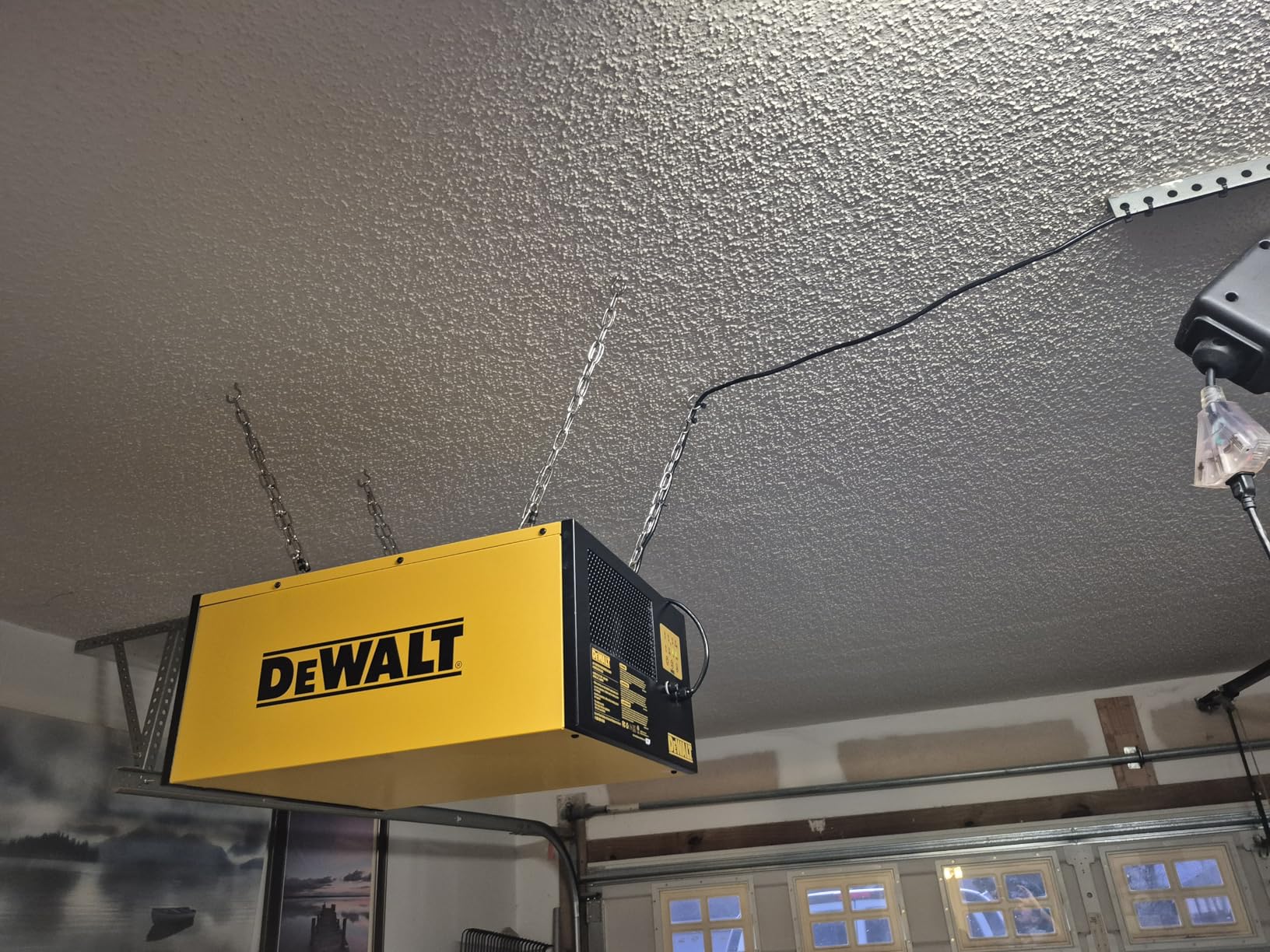 DEWALT Air Filtration System Dust Collector for Woodworking DWXAF101 | 3-Speed Hanging Ceiling Dust Collection Systems Remote Control 4 Modes 8H Time Setting 2 Stage Filtration for Garage/Workshop customer photo 2