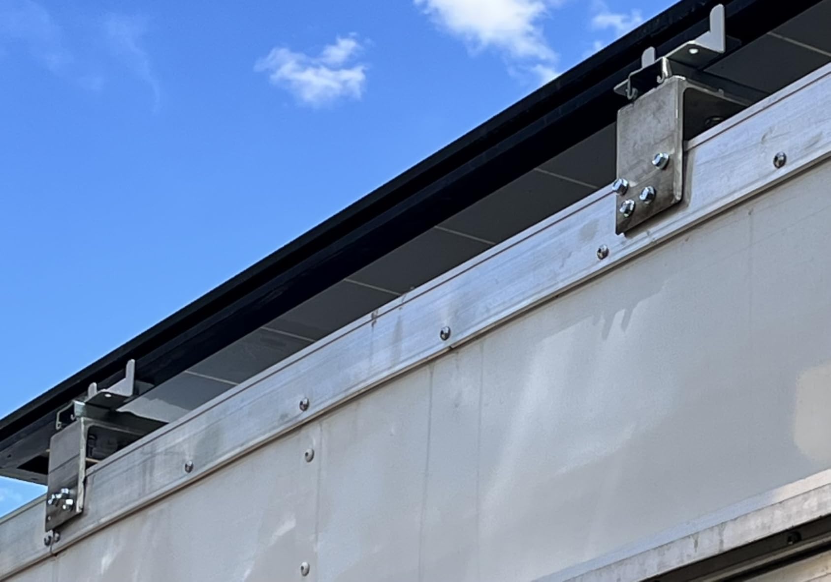 16 Units per Set Solar Panel Mounting Z Brackets, Solar Panel Mounting Brackets Lightweight Aluminum Corrosion-Free for RVs, Trailers, Boats, Yachts, Wall and Other Off Grid Roof customer photo 1