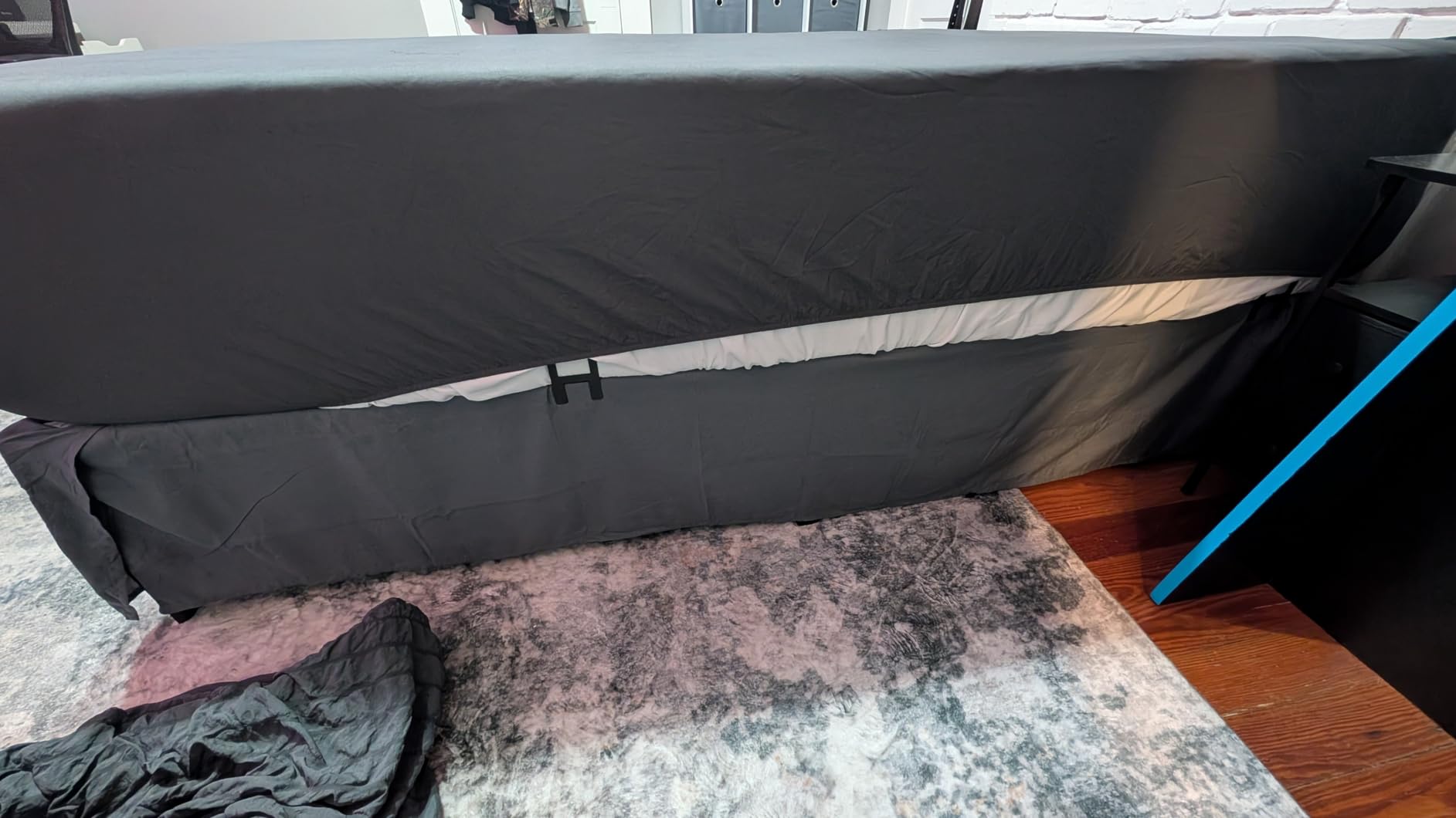 HYMOKEGE Queen Comforter Set Seersucker 7 Pieces, All Season Luxury Bed in a Bag for Bedroom, Bedding Set with Comforters, Sheets, Pillowcases & Shams, Dark Grey customer photo 2