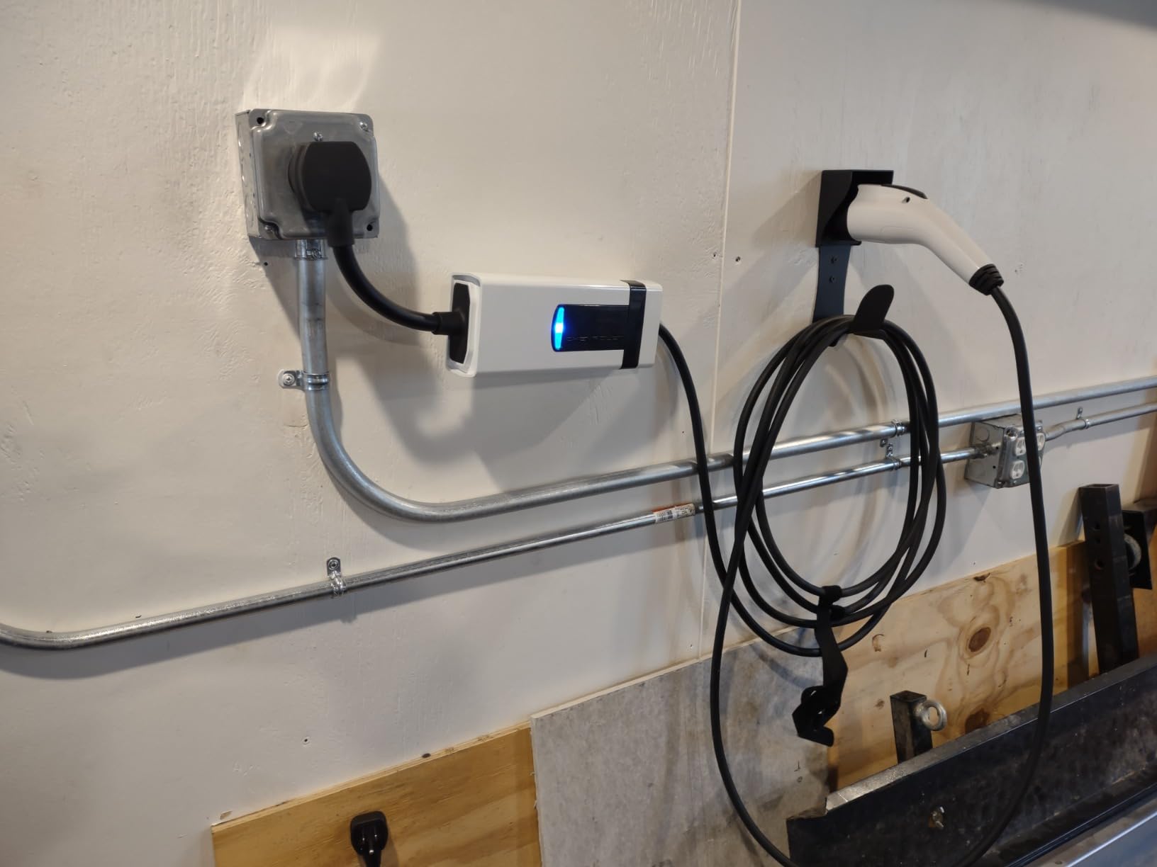 EV Charger Holder Wall Mount J1772 Holder, Nozzle Holster Dock Combination for SAE J1772 Connector customer photo 1