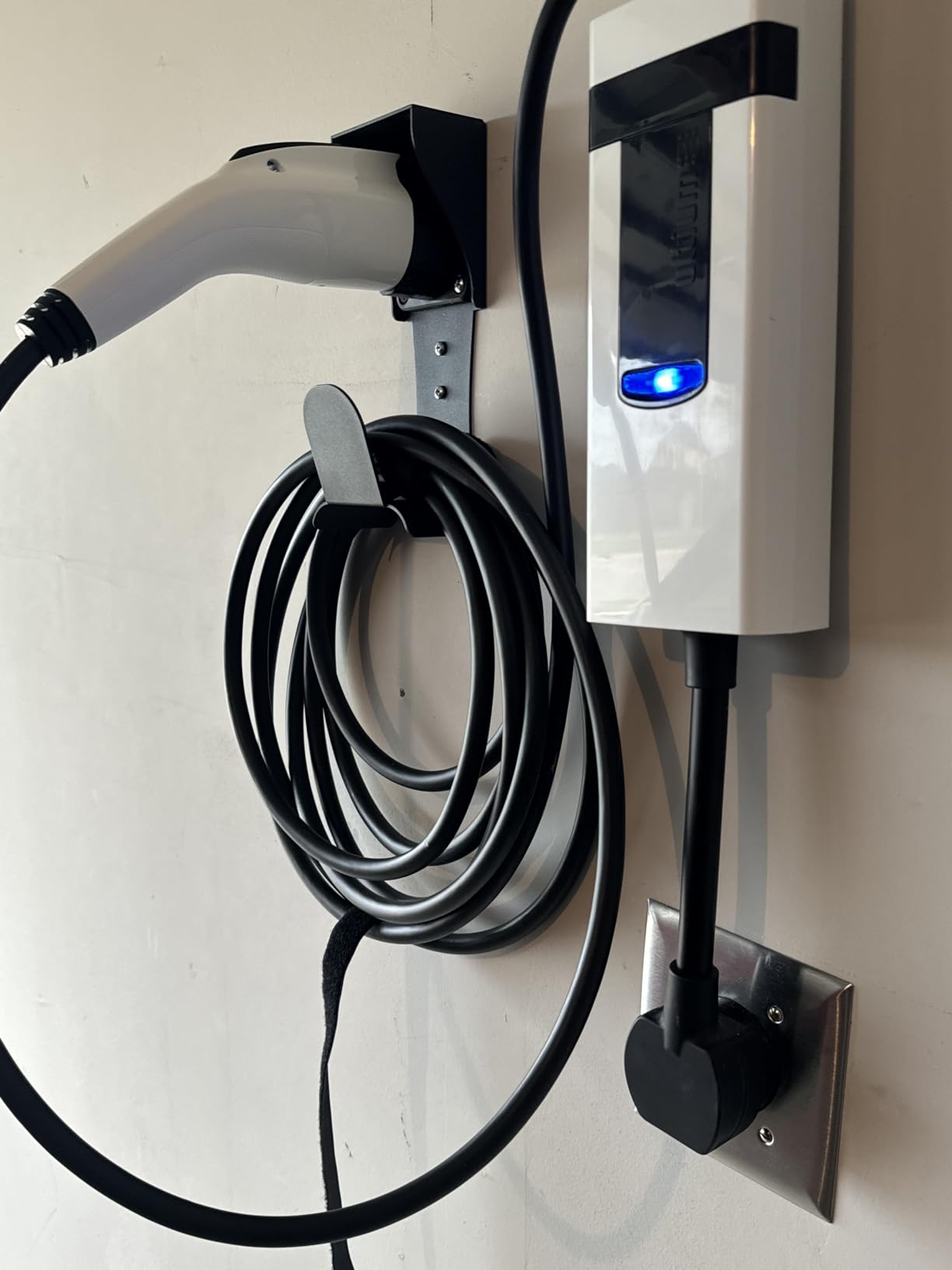 EV Charger Holder Wall Mount J1772 Holder, Nozzle Holster Dock Combination for SAE J1772 Connector customer photo 2