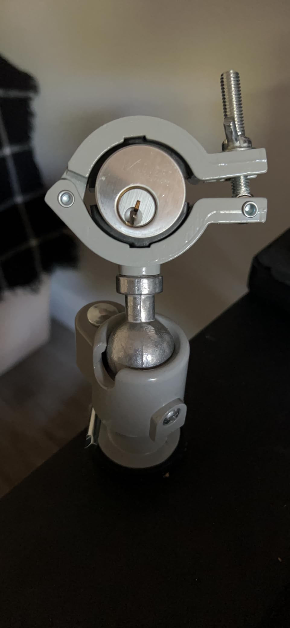 2 in 1 Universal Rotate 360° Work Clamp-On Vise with Grinder Holder customer photo 1