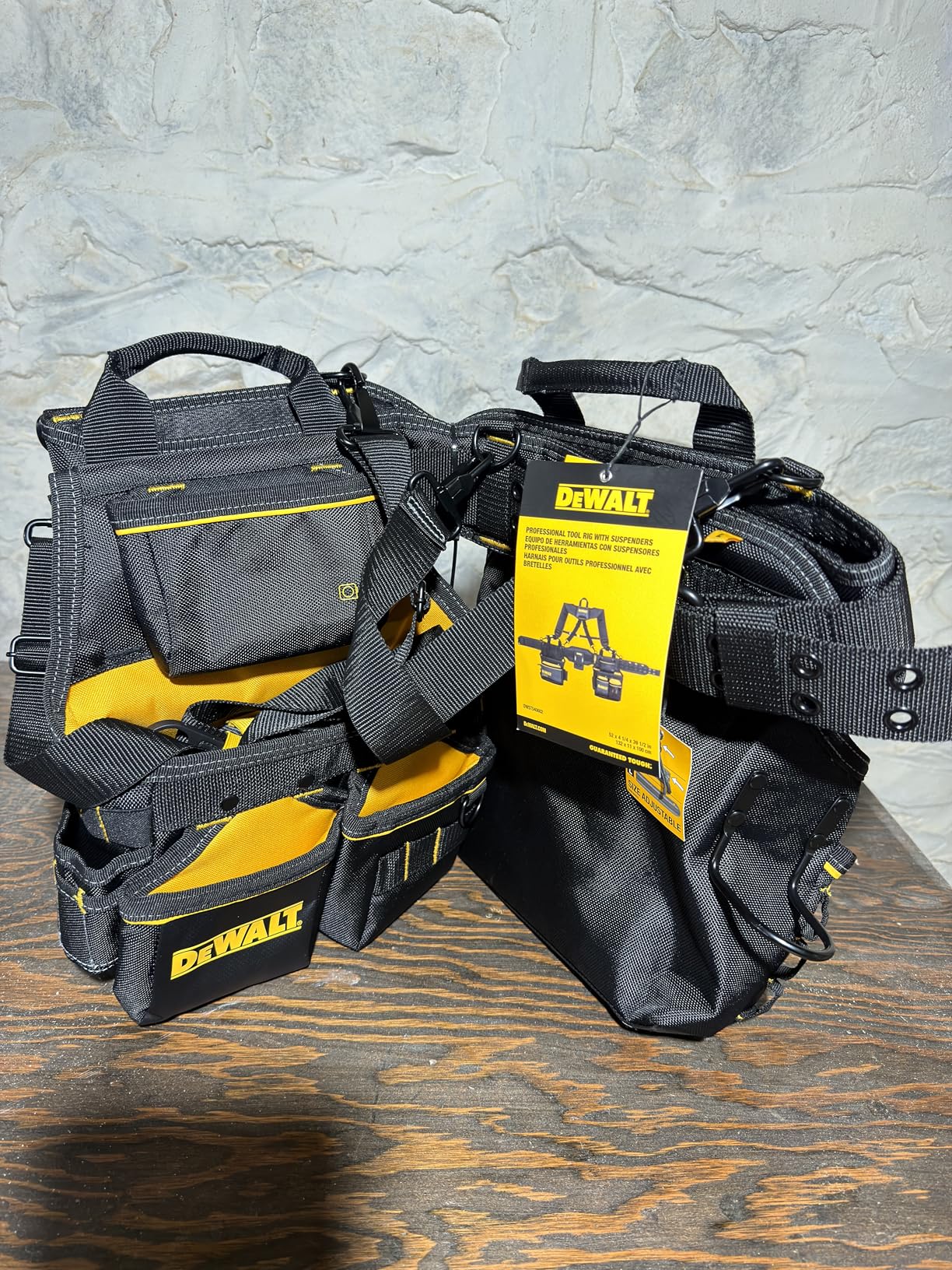 DEWALT Professional Tool Belt Organizer With Suspenders and 25 Pockets, Heavy Duty Construction (DWST540602) customer photo 1
