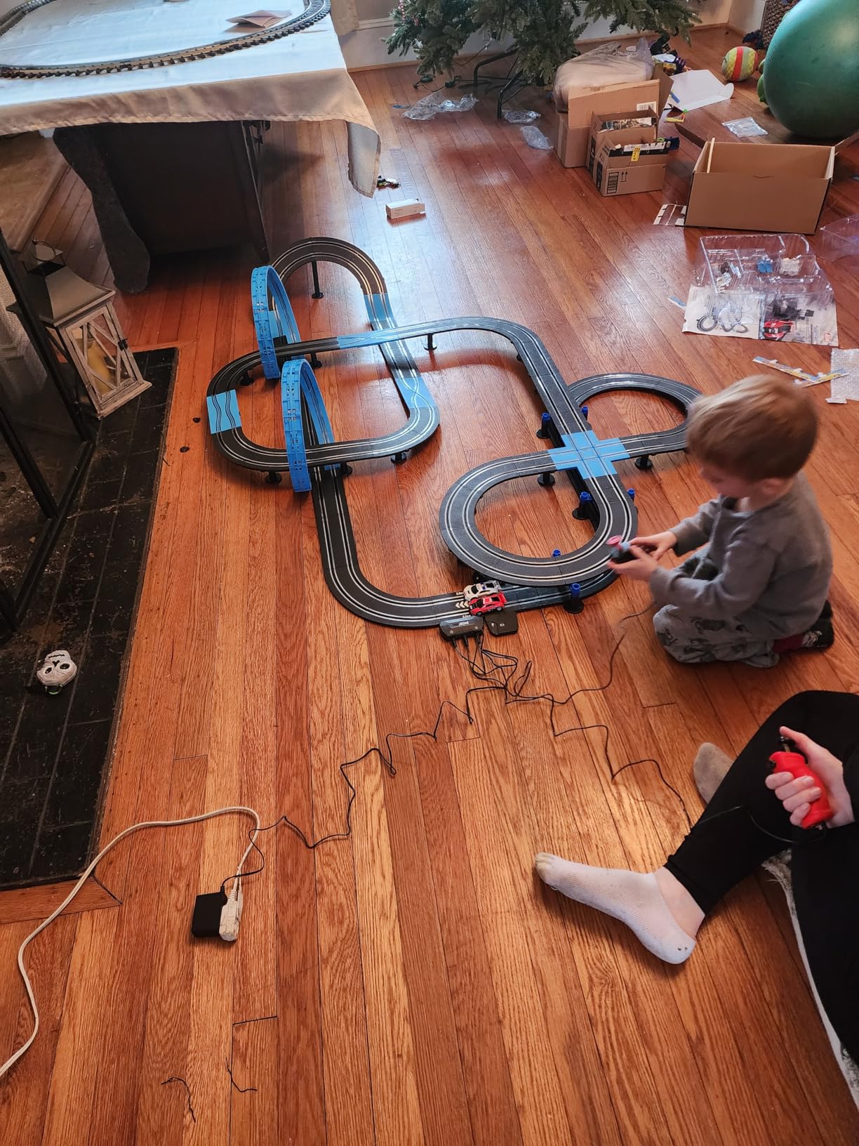 AGM MASETCH High Speed Series Tram Dual Track Set, Track with 4 Vehicles Official Licensed Slot car Racing, Comes with 2 Hand Controls and Track Parts and a Lap Counter customer photo 1