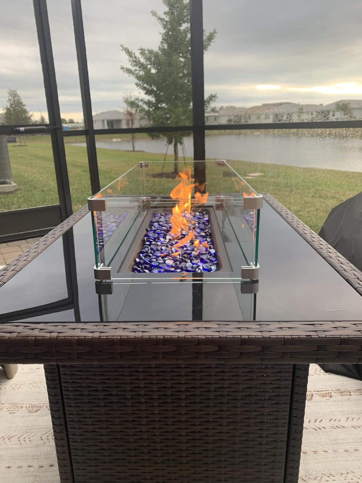 44 Inch Propane Gas Fire Pits Table for Outside Patio, 60000 BTU Rectangular Outdoor Wicker Rattan Fire Pit with Glass Wind Guard customer photo 1