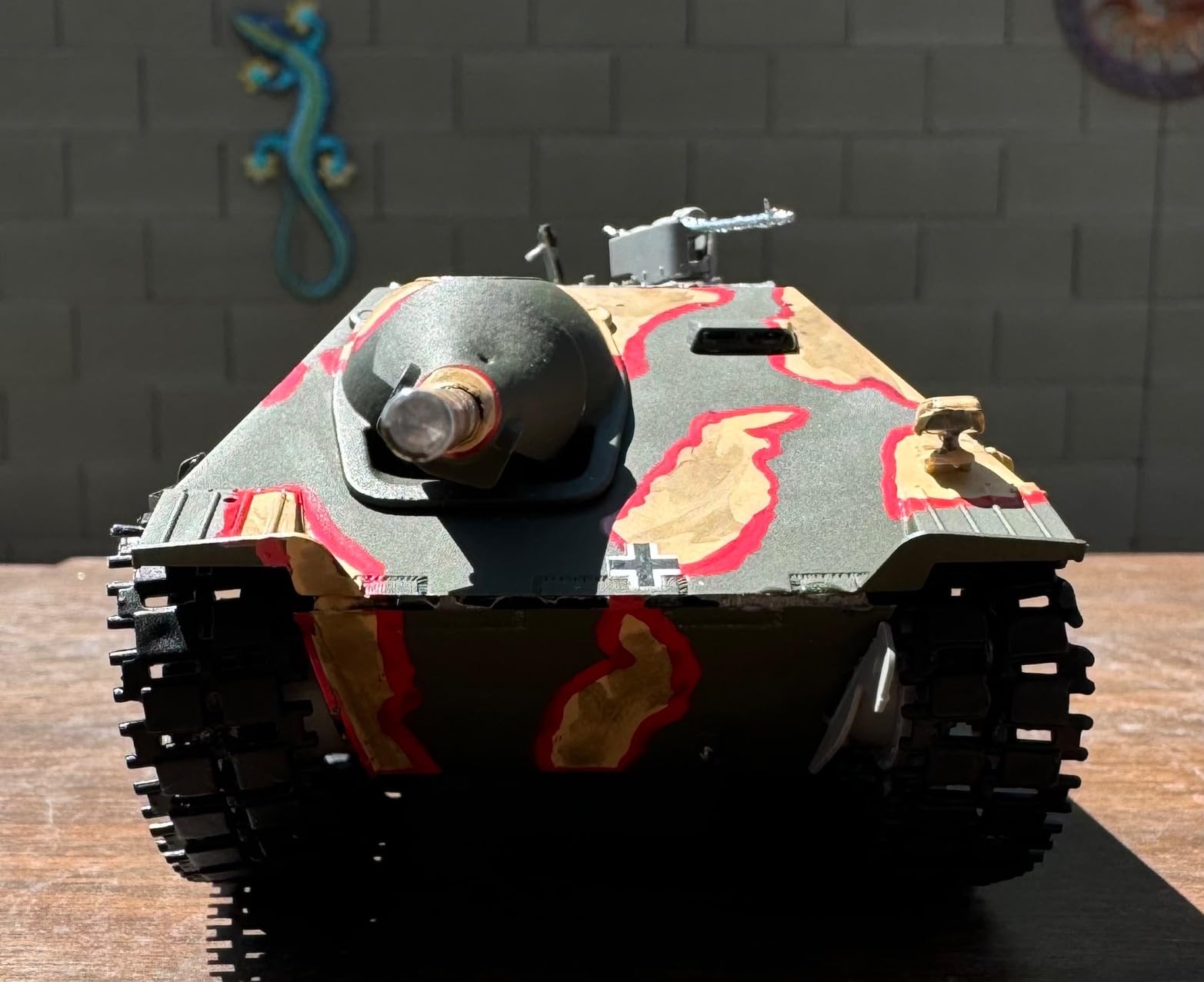 TAKOM 2170 Jagdpanzer 38(t) Hetzer EARLY with Full Interior Scale 1:35 Model Making customer photo 1