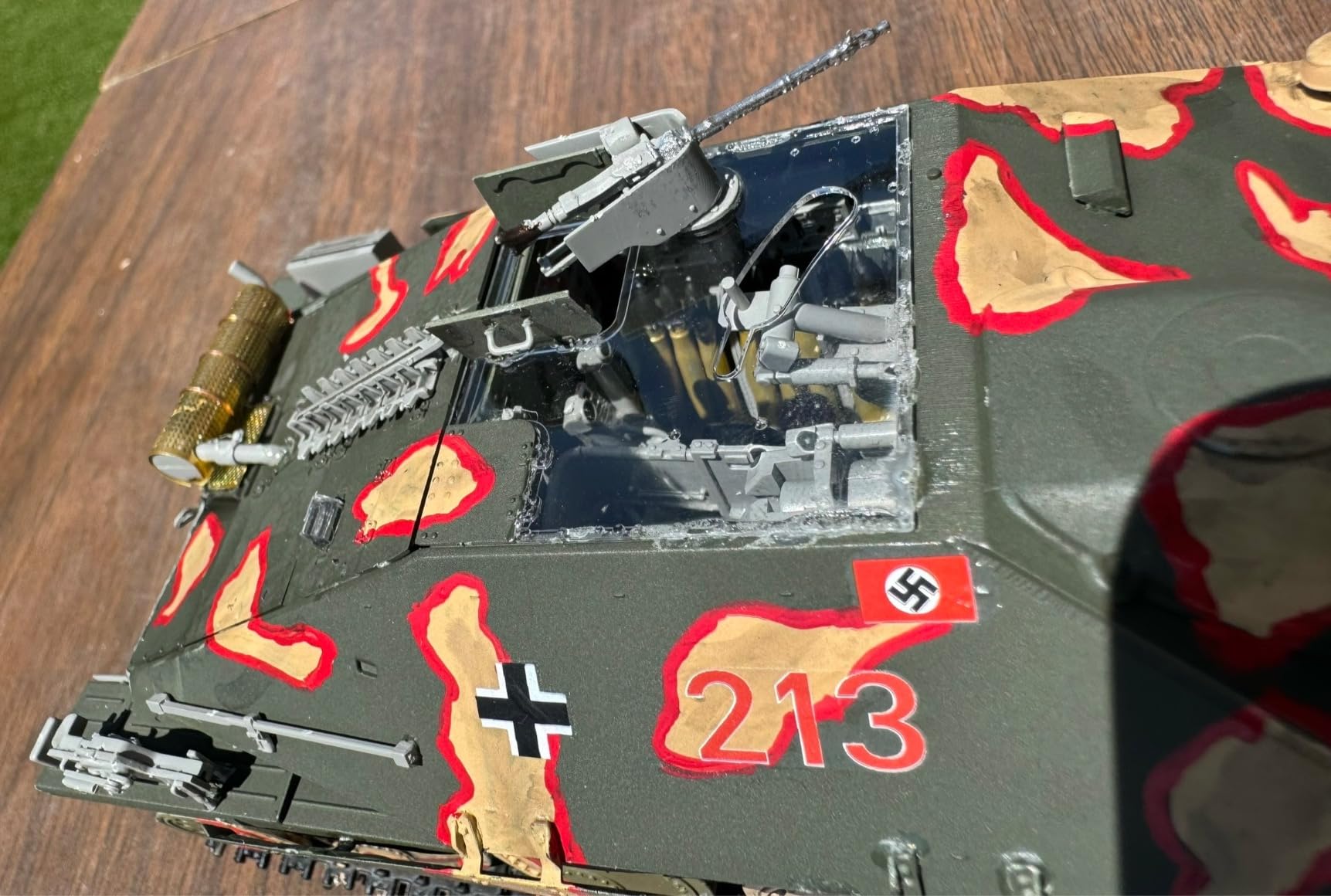 TAKOM 2170 Jagdpanzer 38(t) Hetzer EARLY with Full Interior Scale 1:35 Model Making customer photo 2