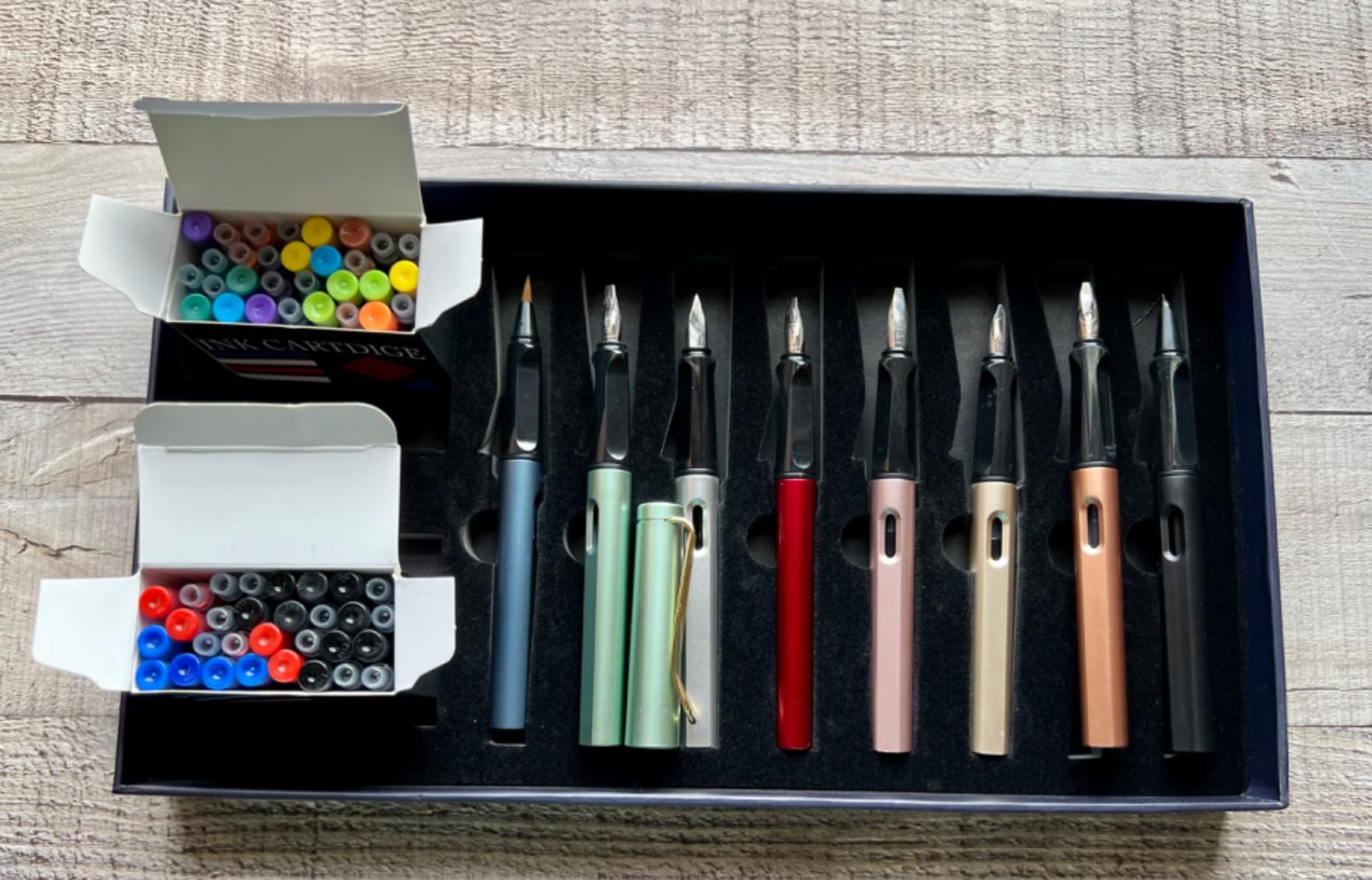 TIANREN Calligraphy Pen Set, Fountain Pens with 8 Different Replaceable Nibs with 60 Ink Cartridges (12 Colors), Calligraphy Set for Beginner Writing Drawing customer photo 1
