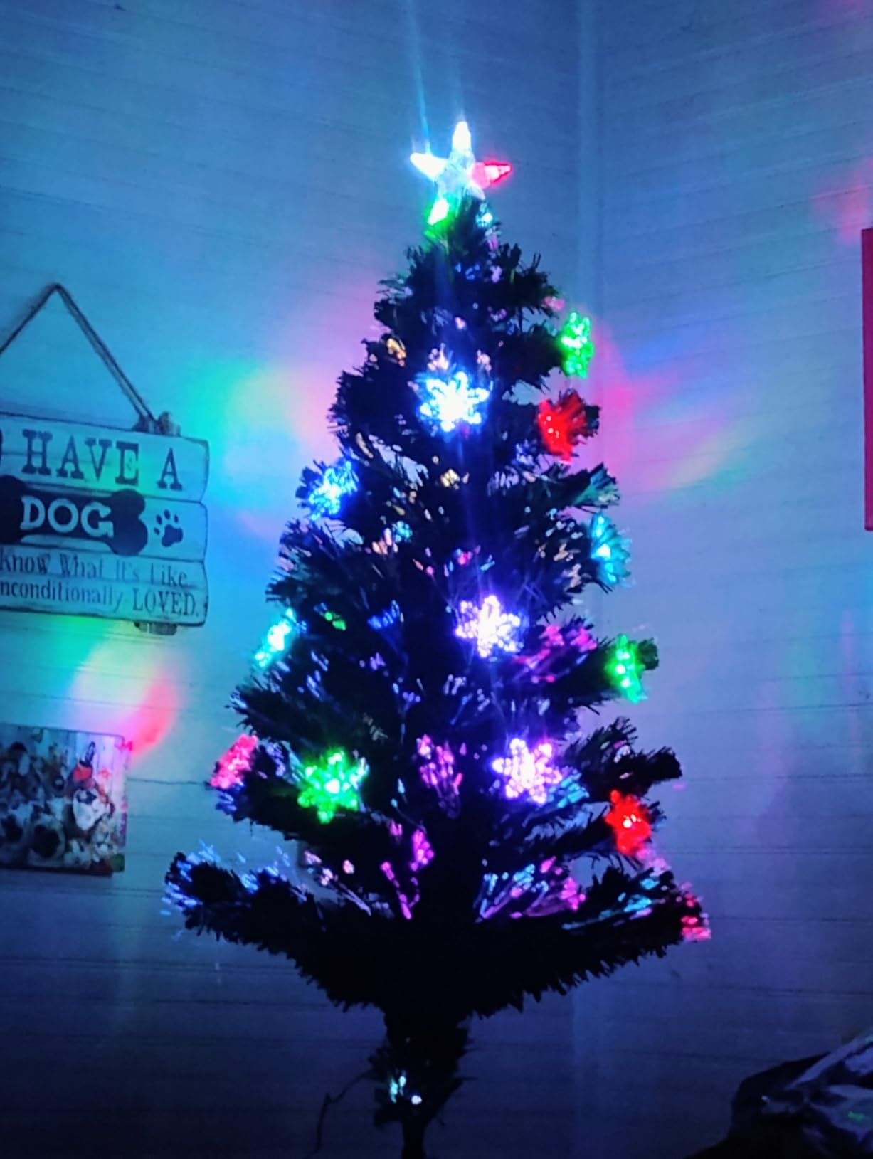 VINGLI 4ft Pre-lit Fiber Optic Artificial Christmas Tree w/Multicolor LED Lights, Snowflakes & Top Star, Small Xmas Tree with Lights Indoor Holiday Home Decoration customer photo 2