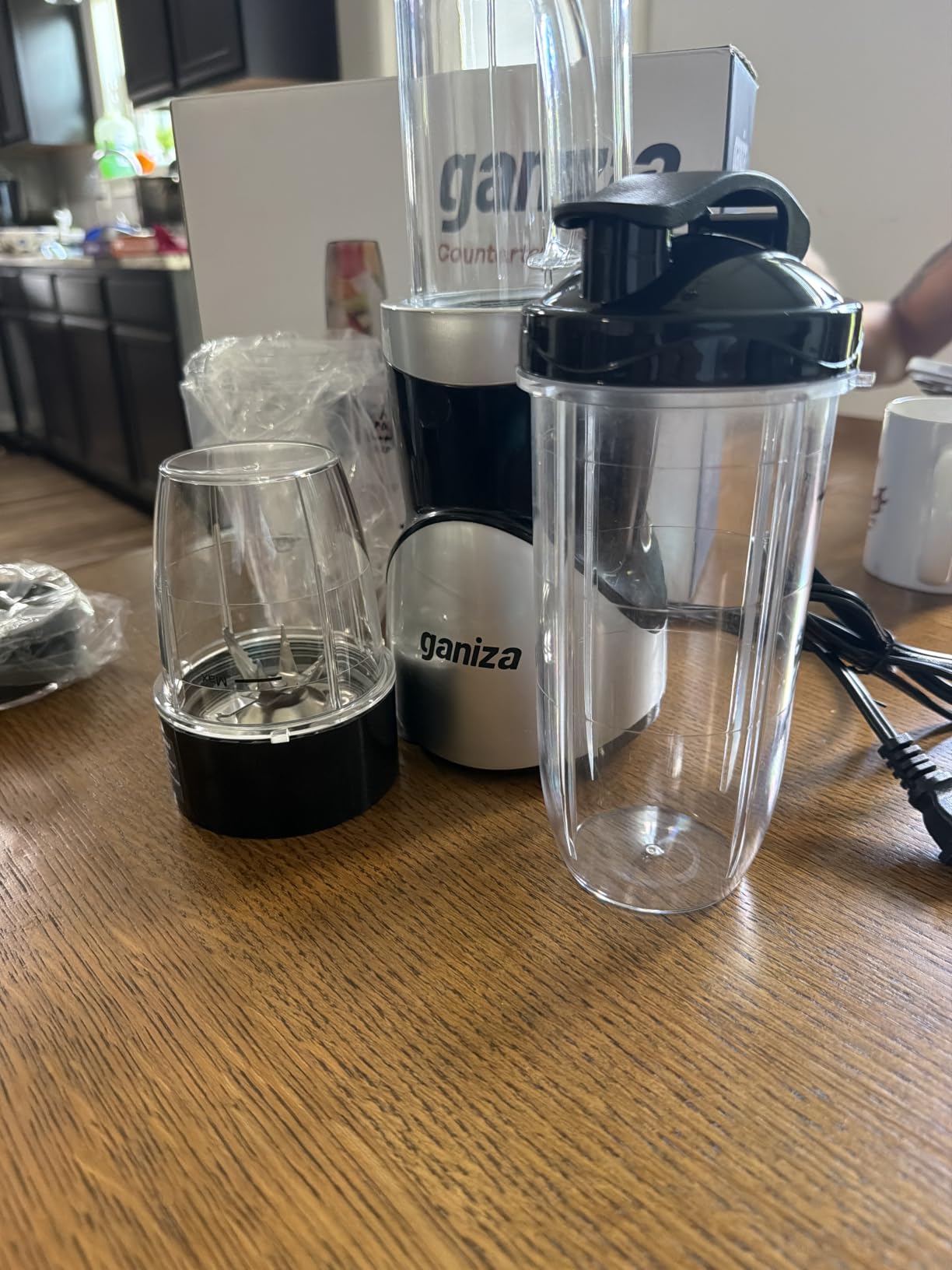 Ganiza Smoothie Blender, 900W Blenders Shakes and Smoothies, 15-Piece Personal Blender and Grinder Combo customer photo 2