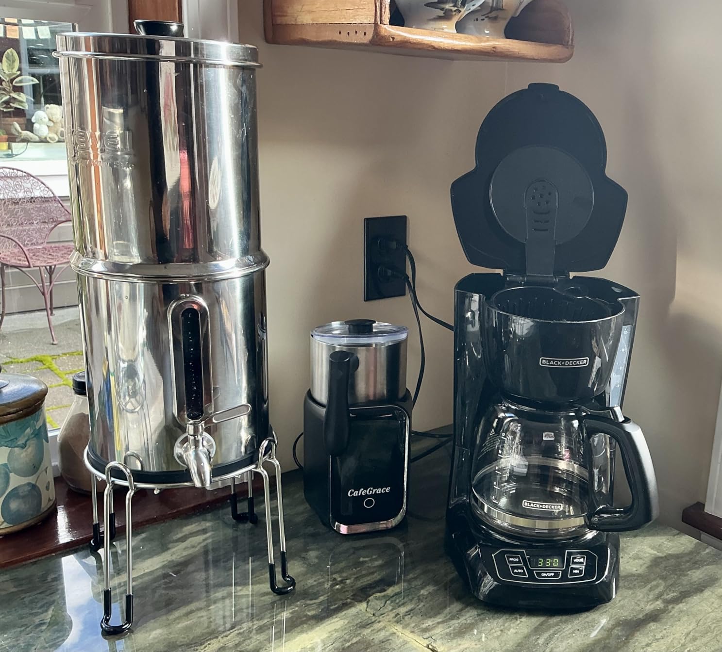 Purewell 2.25G Gravity Water Filter System with Water Level Window, 3-Stage 0.01μm Ultra-Filtration Stainless Steel Countertop System with 2 Filters and Stand, Reduce 99% Chlorine, PW-KS customer photo 1