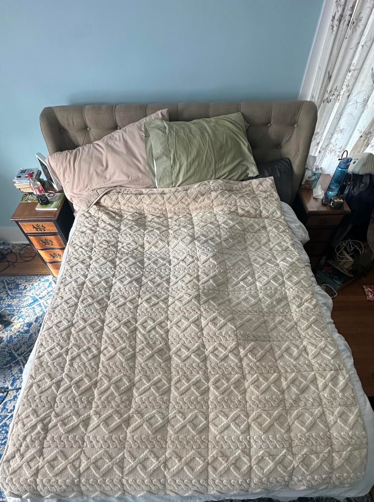 Drewin Weighted Blanket Queen Size 15lbs for Adults, Beige, 60 x 80 inches | Soft Jacquard Sherpa, Fluffy Cozy Sofa Throw Blankets for Sleep Natural and Calming, Machine Washable, Filled with Glass Beads customer photo 2
