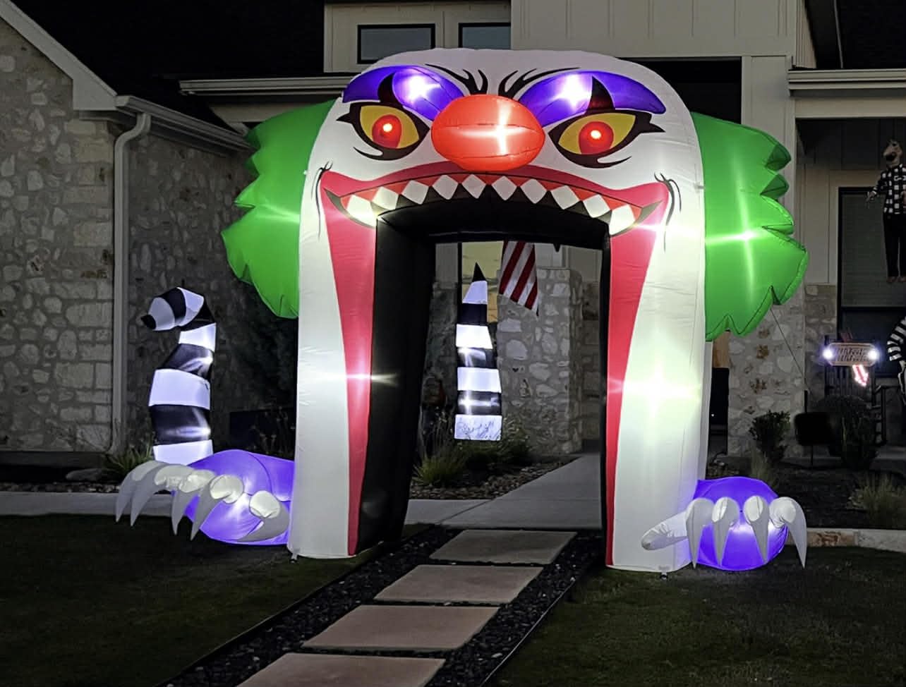 ZPISF Giant 10 FT Halloween Inflatables Clown Archway Outdoor Decorations, Scary Halloween Arch Blow Up Yard Decorations customer photo 2