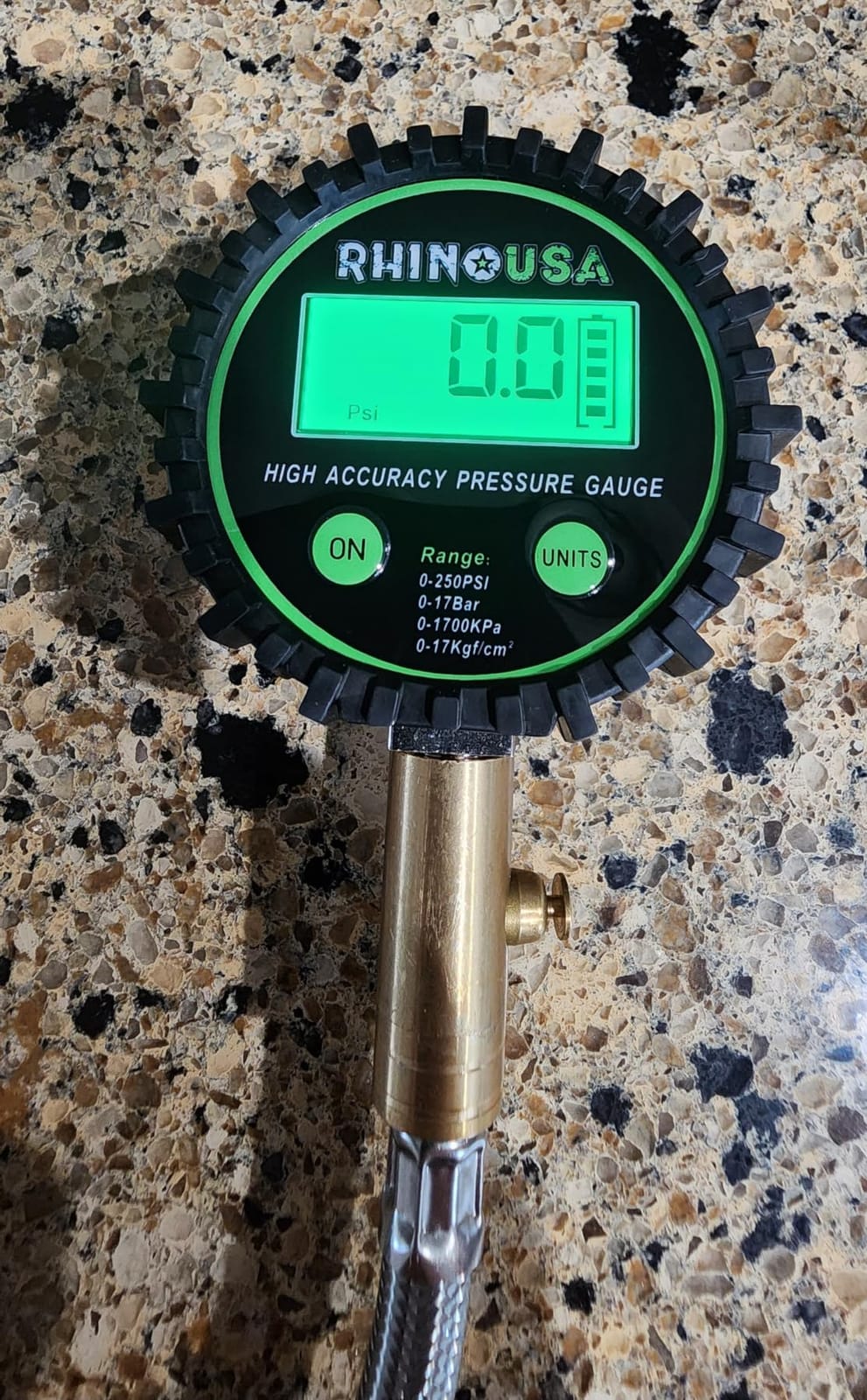 Rhino USA Digital Tire Pressure Gauge (250 PSI) - Braided Hose, ANSI B40.7 Accurate customer photo 2
