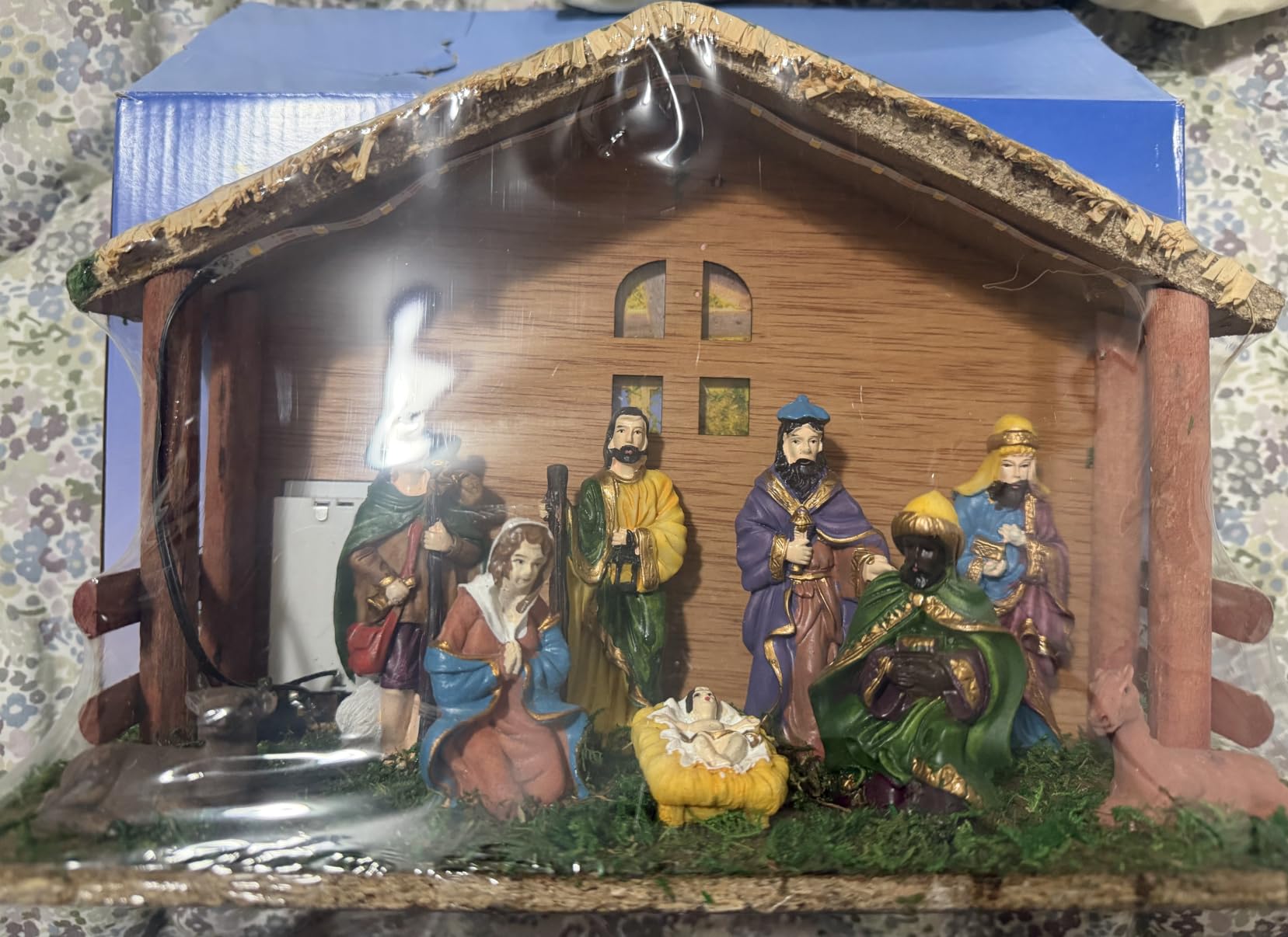 Lighted Christmas Nativity Set, Nativity Sets for Indoor with Wooden Stable, Nativity Scene Set & Figures for Christmas Decorations Indoor Tabletop Decorations customer photo 1