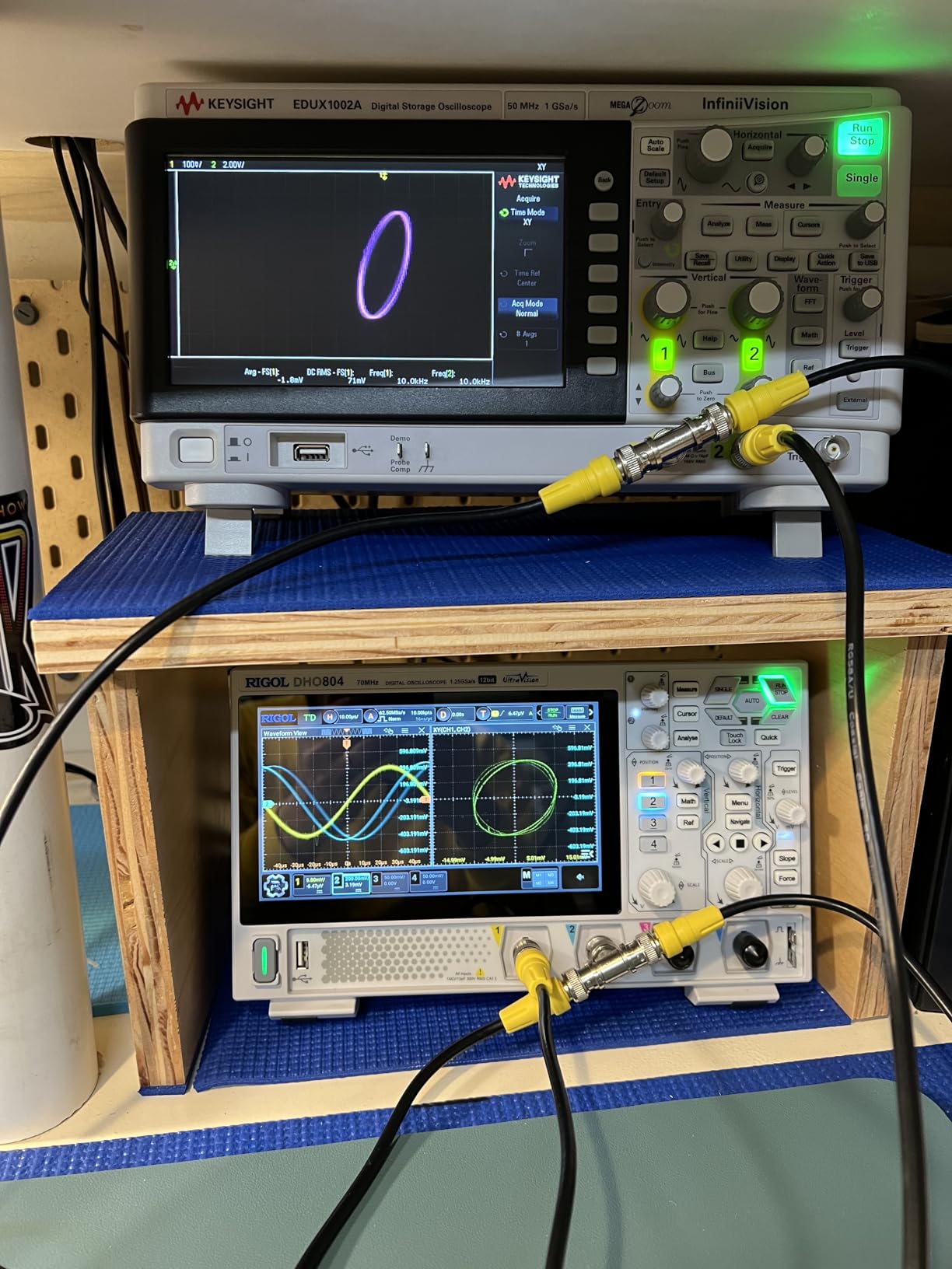 RIGOL DHO804 Portable Digital Oscilloscope, 70MHz, 4CH, 12-Bit Resolution customer photo 2