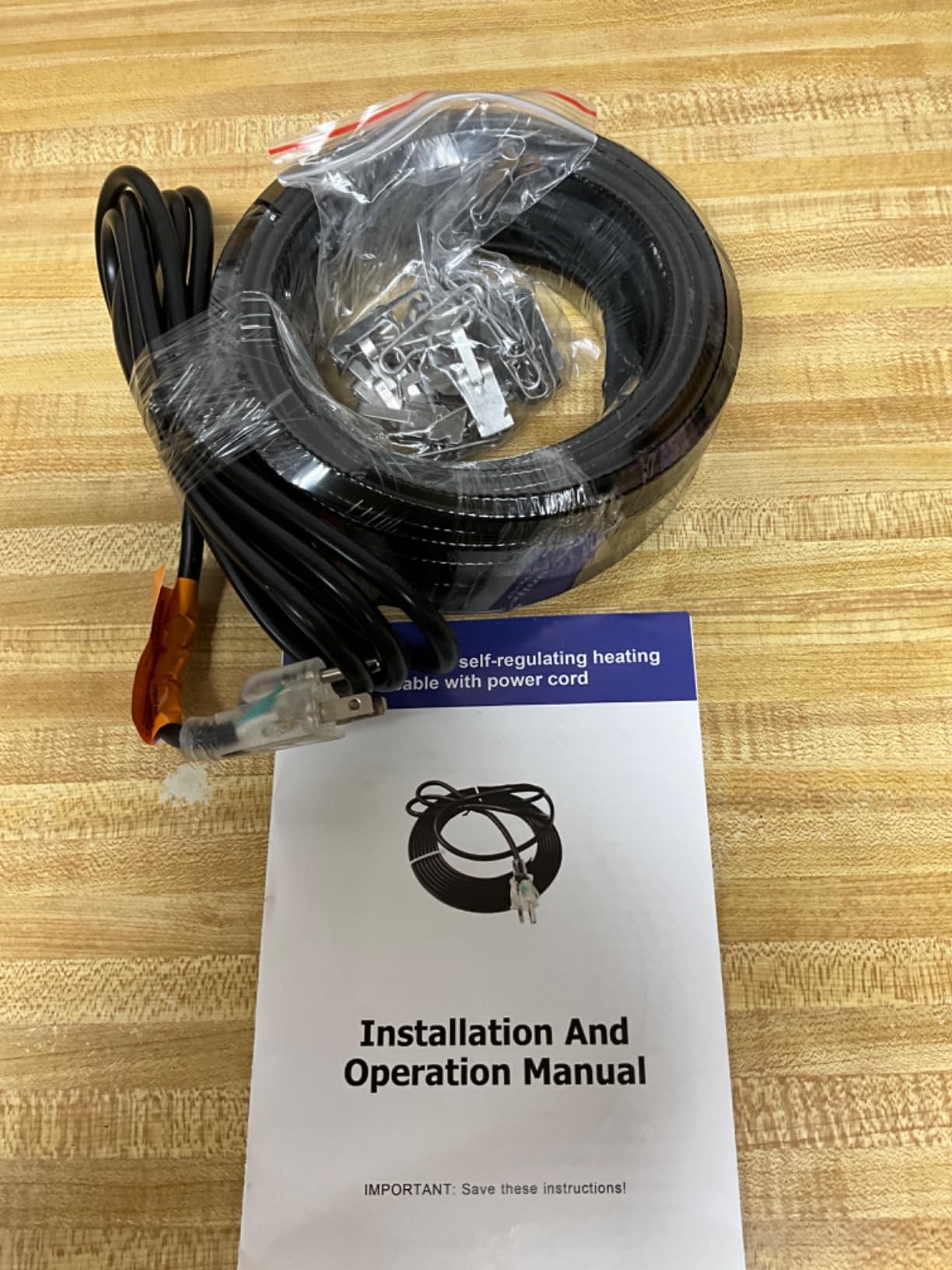 100FT Heat Tape for Roof and Gutters, 8W/FT Roof Snow De-Icing Kit w/ 45PCS Clips & Spacers, Self-Regulating Heat Cable, Roof Heat Tape for Ice Dam & Pipe Freeze Prevention, 120V, LED Plug customer photo 1