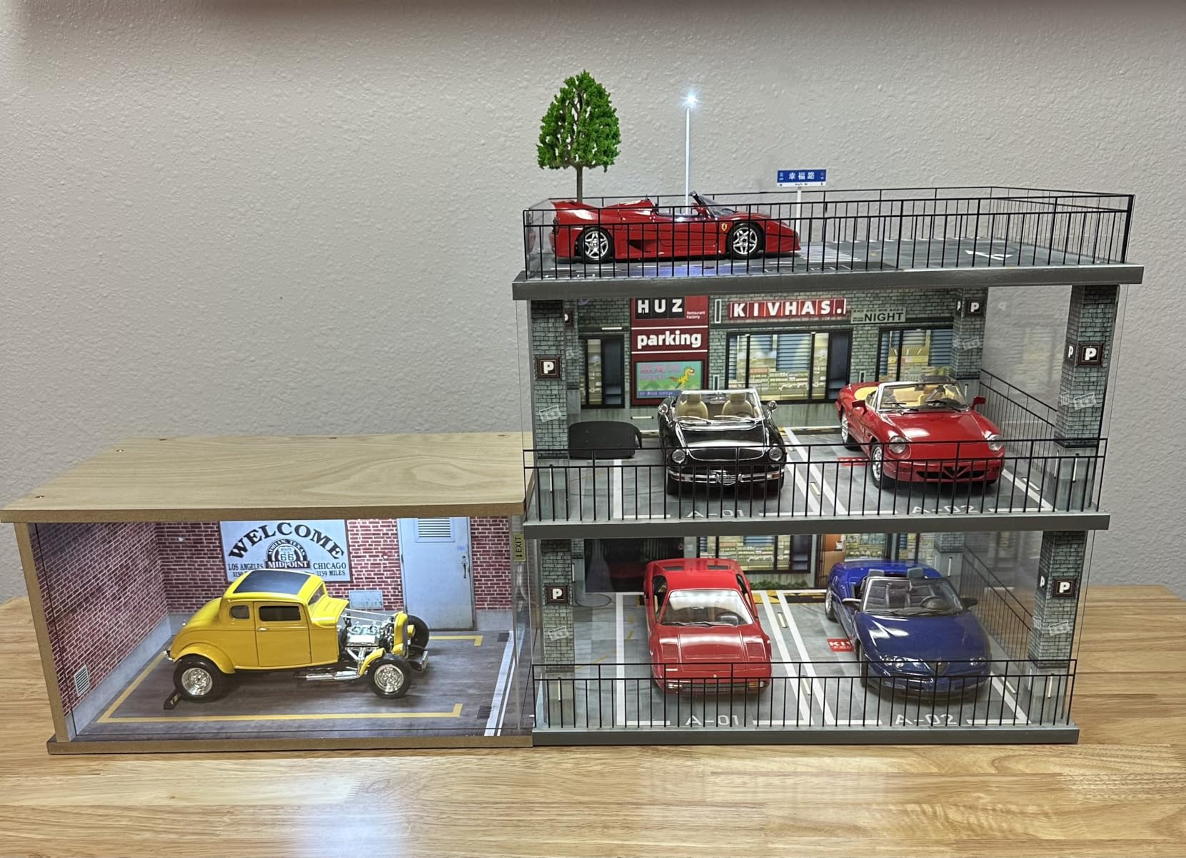 kivcmds 1:18 Scale Diecast Display Case with USB Lights customer photo 2