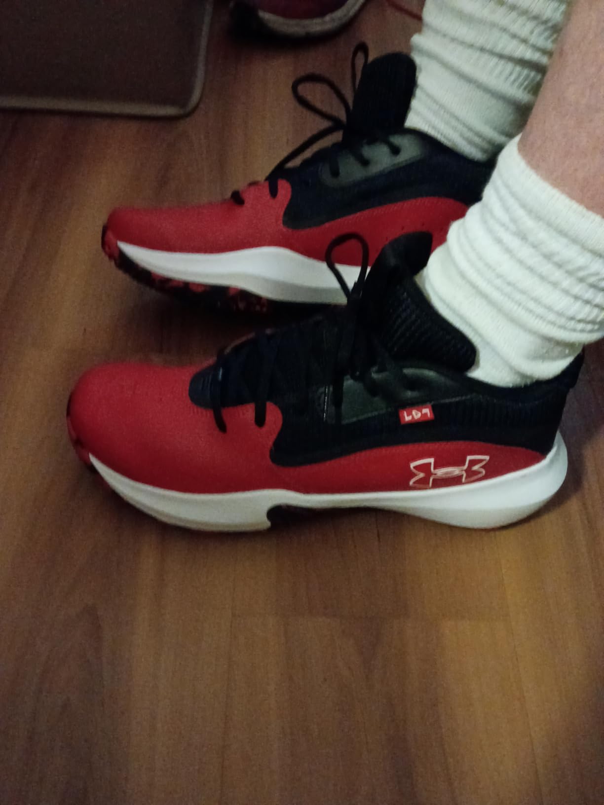 Under Armour Unisex-Adult Lockdown 7 Basketball Shoe customer photo 2