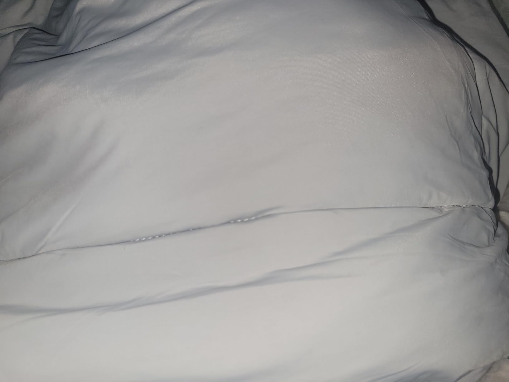 Bedsure Cooling Comforter Queen Size - Cooling Blankets for Hot Sleepers, Lightweight Comforter for Summer with Dual-Sided Cool Tech, Soft Breathable Cold Blanket for Sleeping, Grey, 88x88 Inches customer photo 2