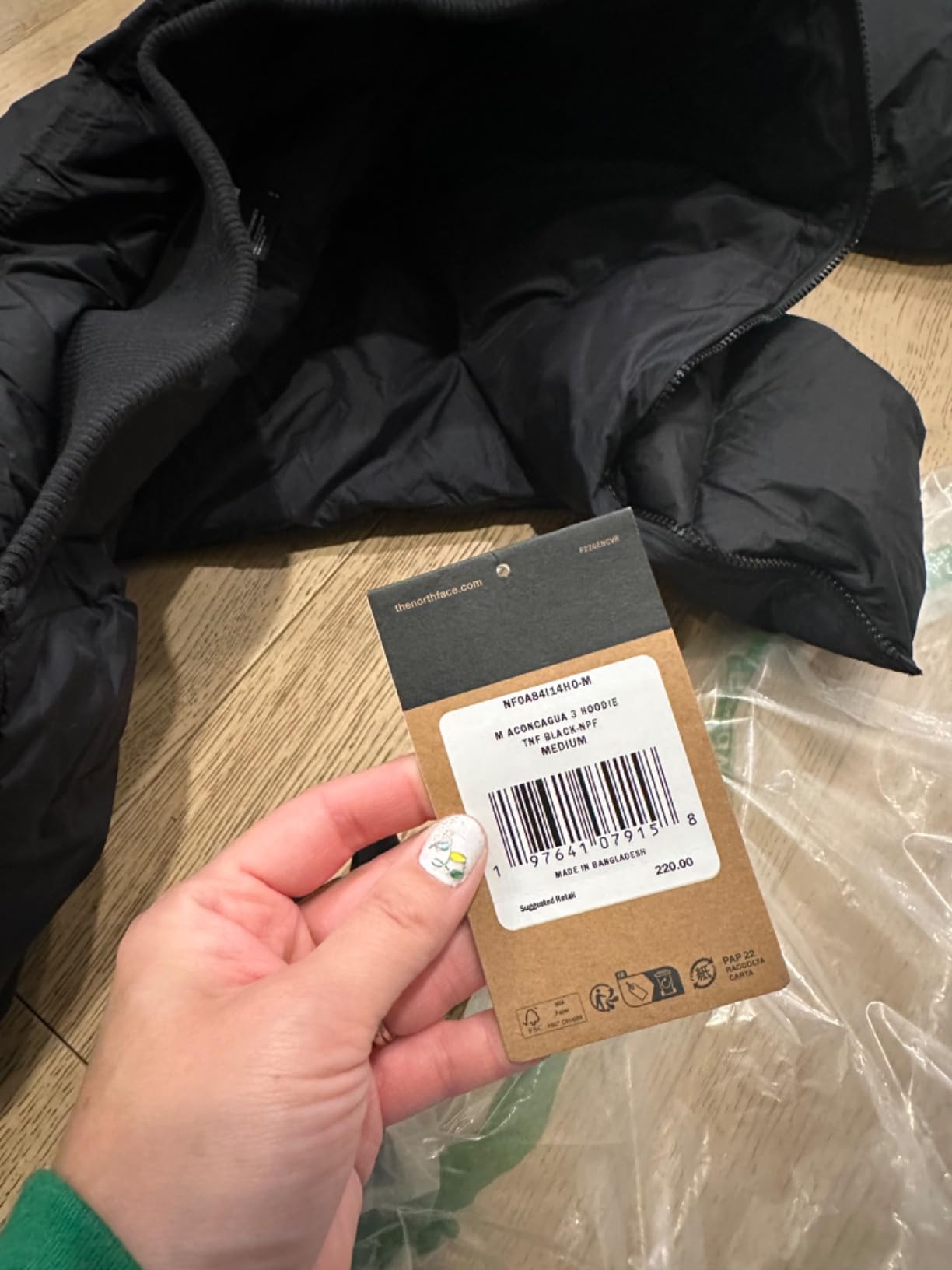 THE NORTH FACE Men's Aconcagua 3 Hooded Jacket | Insulated, Wind & Water Resistant, Attached 3 Piece Hood With Cinch Cord customer photo 1