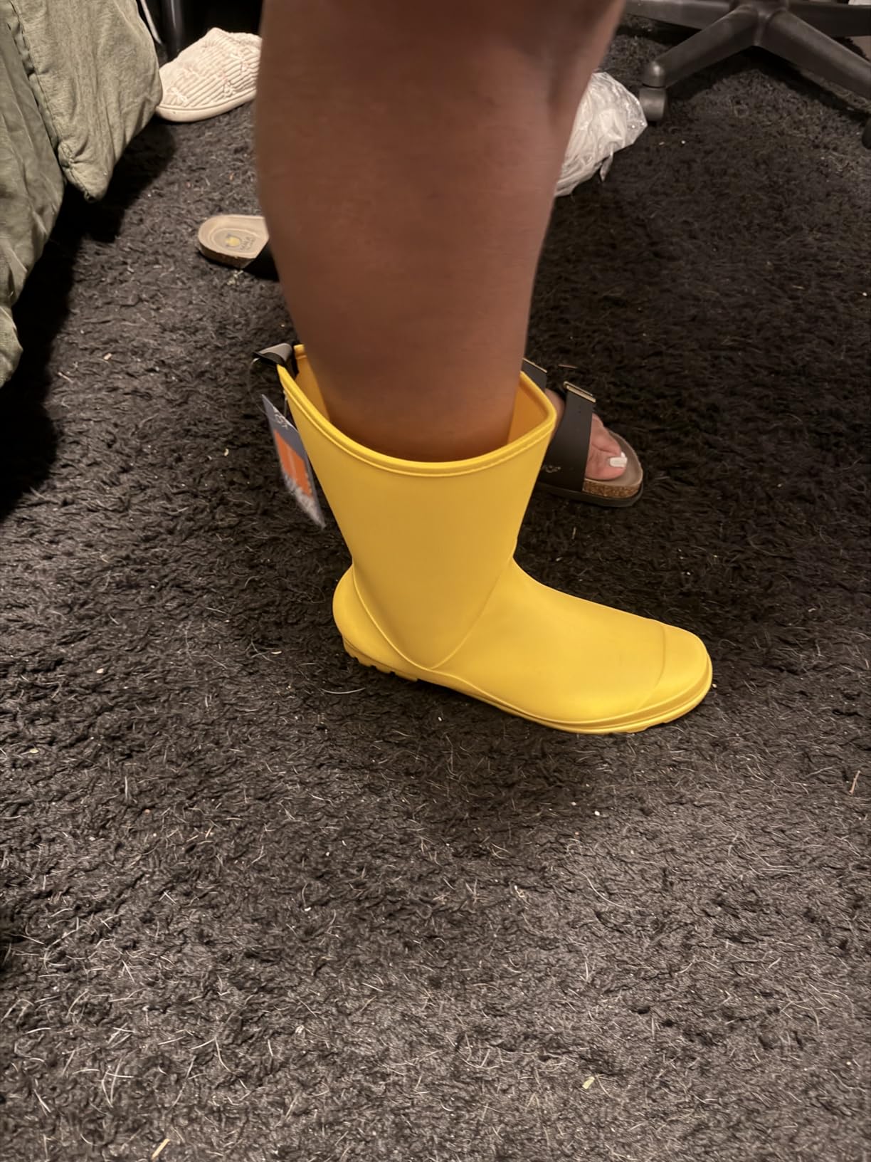 HISEA Women Rubber Boots Wide Calf Rain Boots | Seamless Matte Surface Waterproof PVC Rubber Rain Shoes for Farm Barn Garden Outdoor Work customer photo 2