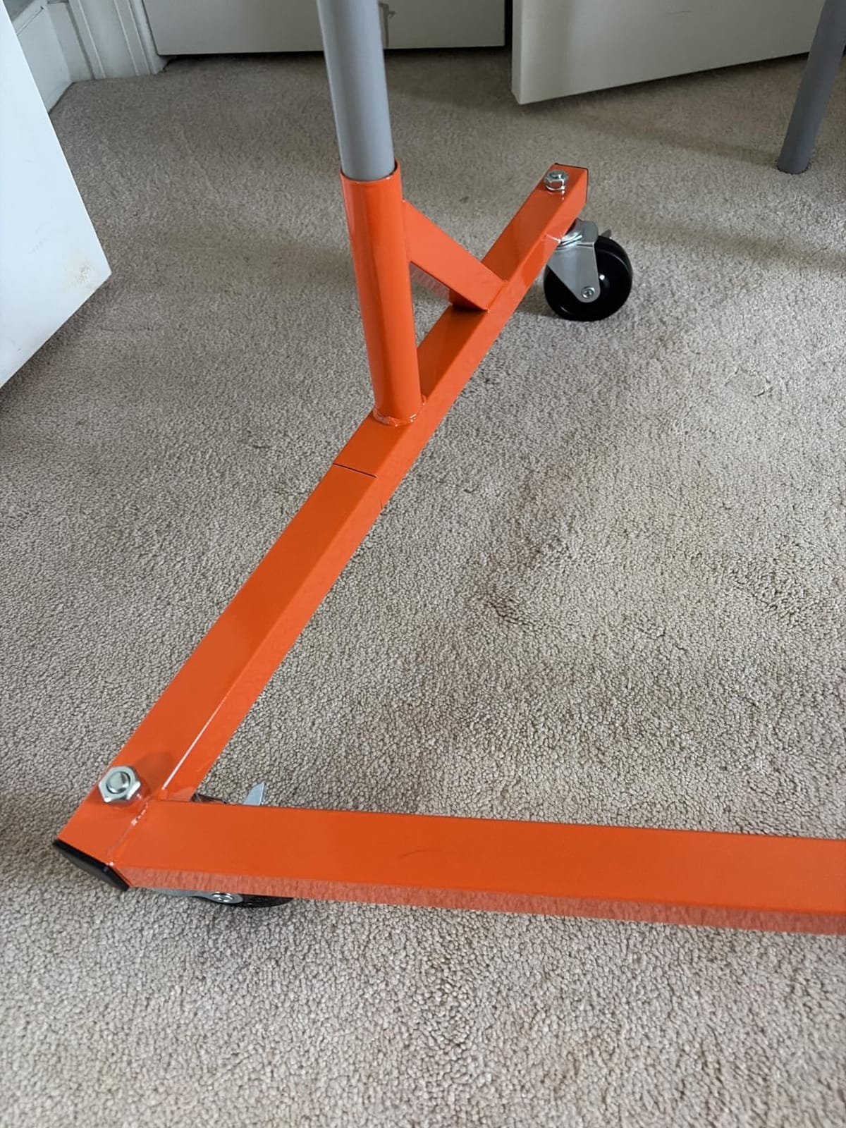 VEVOR Z Rack Industrial Grade Z Base Garment Rack Rolling Sturdy Steel | for Home Clothing Store Display, 3 Packs, Space-Saving Storage, Quick Assembly, with Lockable Smoothly Swivel Casters, Orange customer photo 2