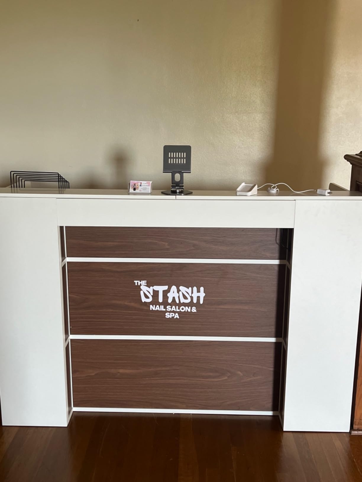 Tribesigns Reception Desk with LED Lights, 63 Inches Front Counter Desk for Checkout, Lobby, Salon, Retail, Modern Large Counter Table for Store Shop Clinic Office (Black&Brown) customer photo 1