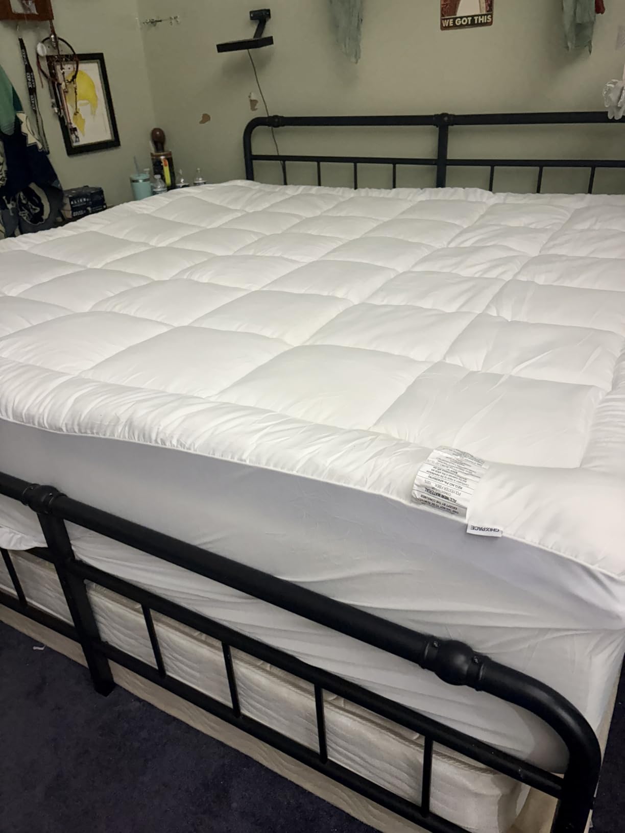 ChiXpace Dual Layer 4 Inch Memory Foam Mattress Topper Queen - 2 Inch Gel Memory Foam and 2 Inch Pillow Top Mattress Pad, 7-Zone Egg Crate 2-in-1 Design (White) customer photo 1