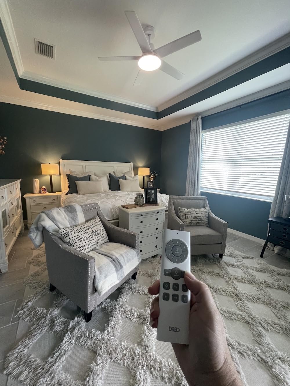DREO Smart Ceiling Fan with Lights, 52 Inch, 12 Speeds & 3 Fan Modes, Stepless, Dimmable LED Light, Timer, 22dB Quiet DC Motor, Remote/APP/Alexa Control, Black Ceiling Fans Indoor, 2026 Upgraded customer photo 1